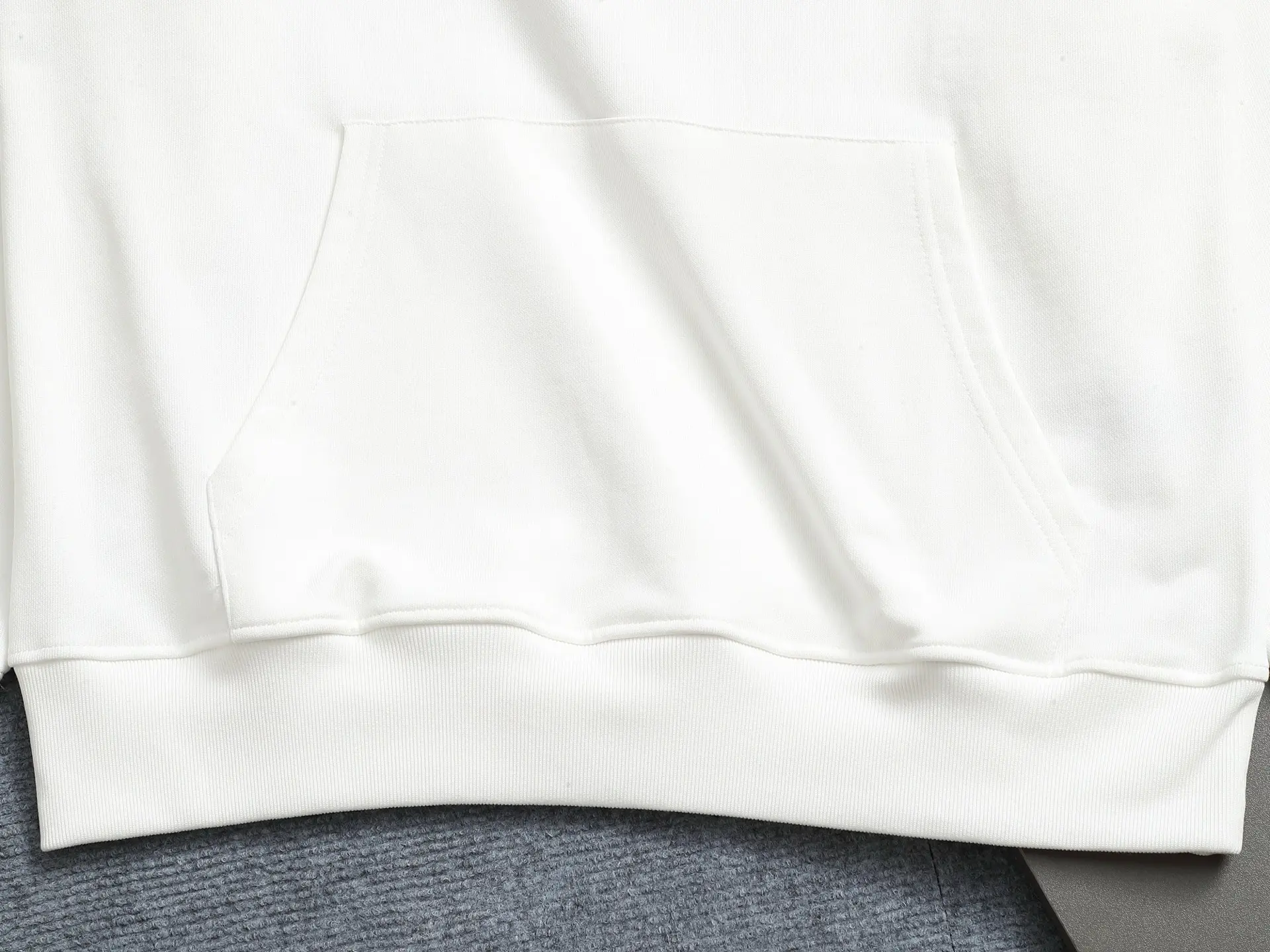 Logo Embroidery Cotton-Blend Hoodie D19023276 — view 4