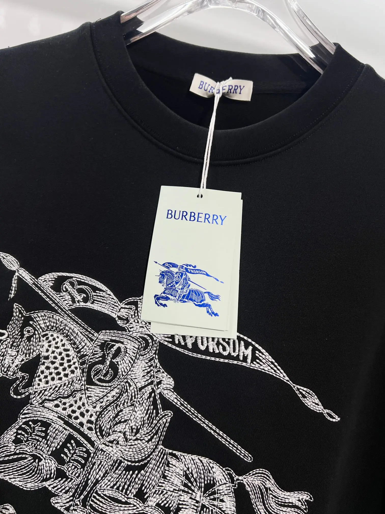 Embroidered Equestrian Knight Crew-Neck Sweatshirt D19024176 — view 5