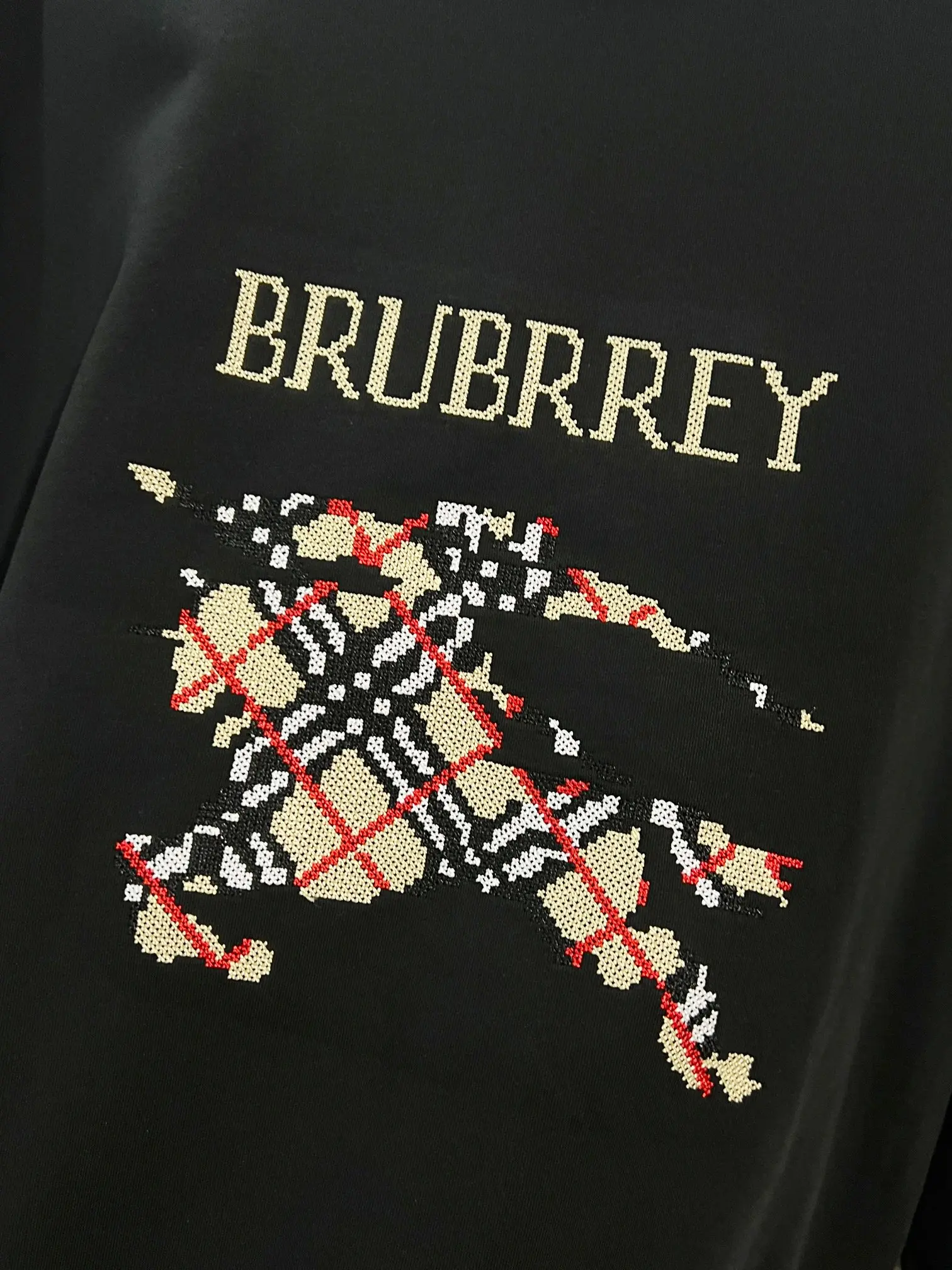 Embroidered Equestrian Knight Logo Sweatshirt D19024164 — view 4