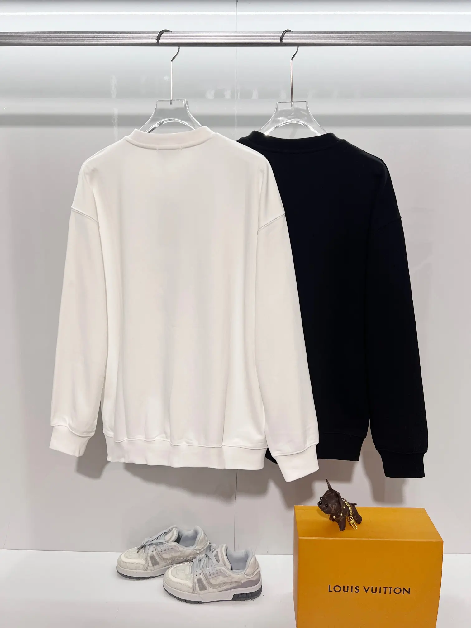 Embroidered Equestrian Knight Logo Sweatshirt D19024164 — view 11