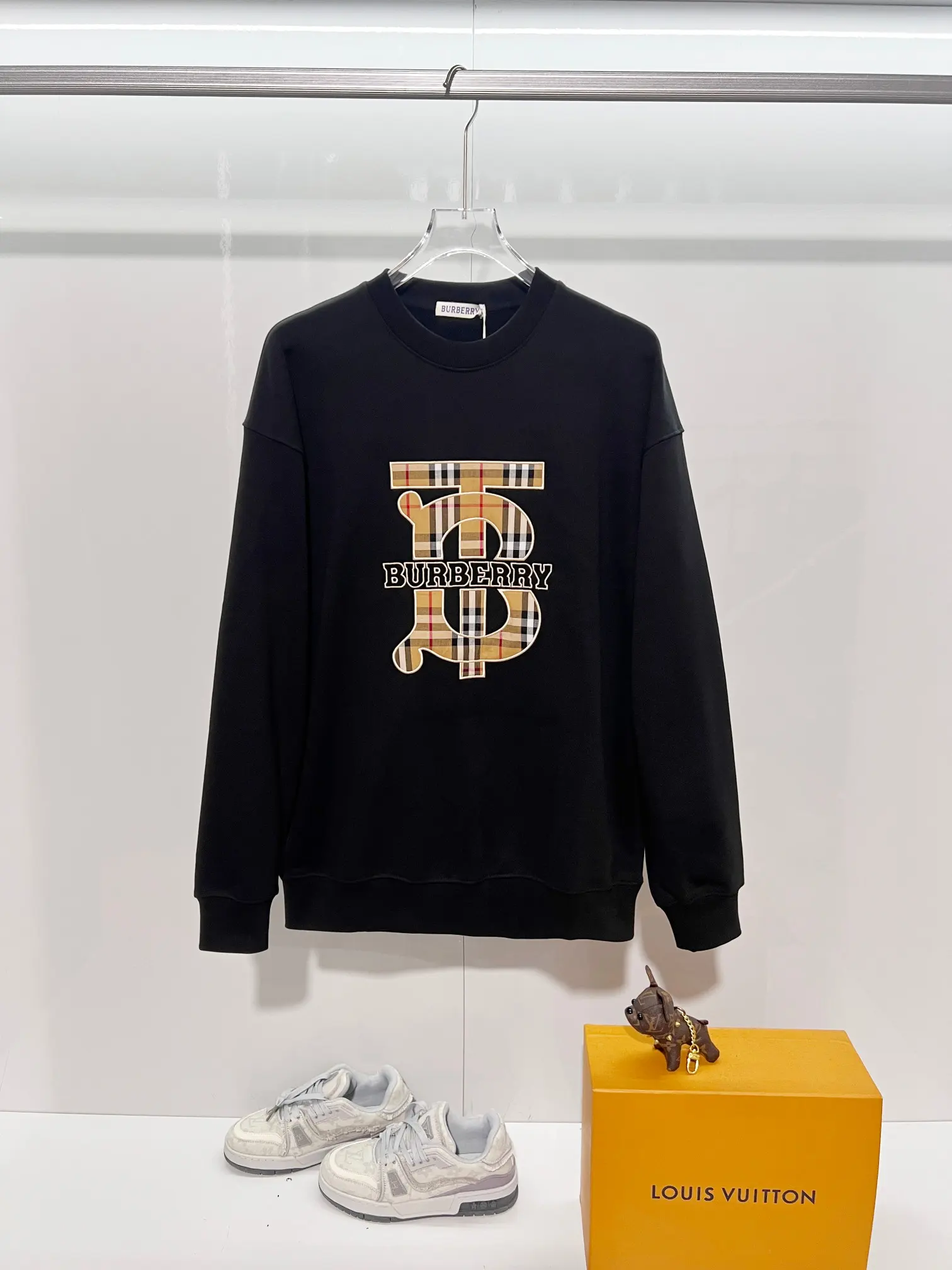 TB Monogram Check Appliqué Sweatshirt D19024172