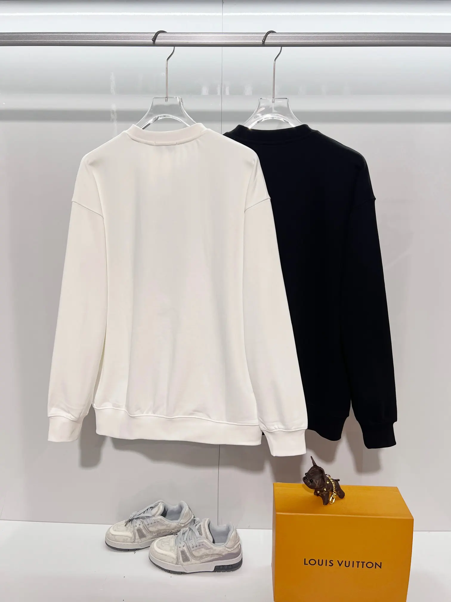 TB Monogram Check Appliqué Sweatshirt D19024172 — view 11