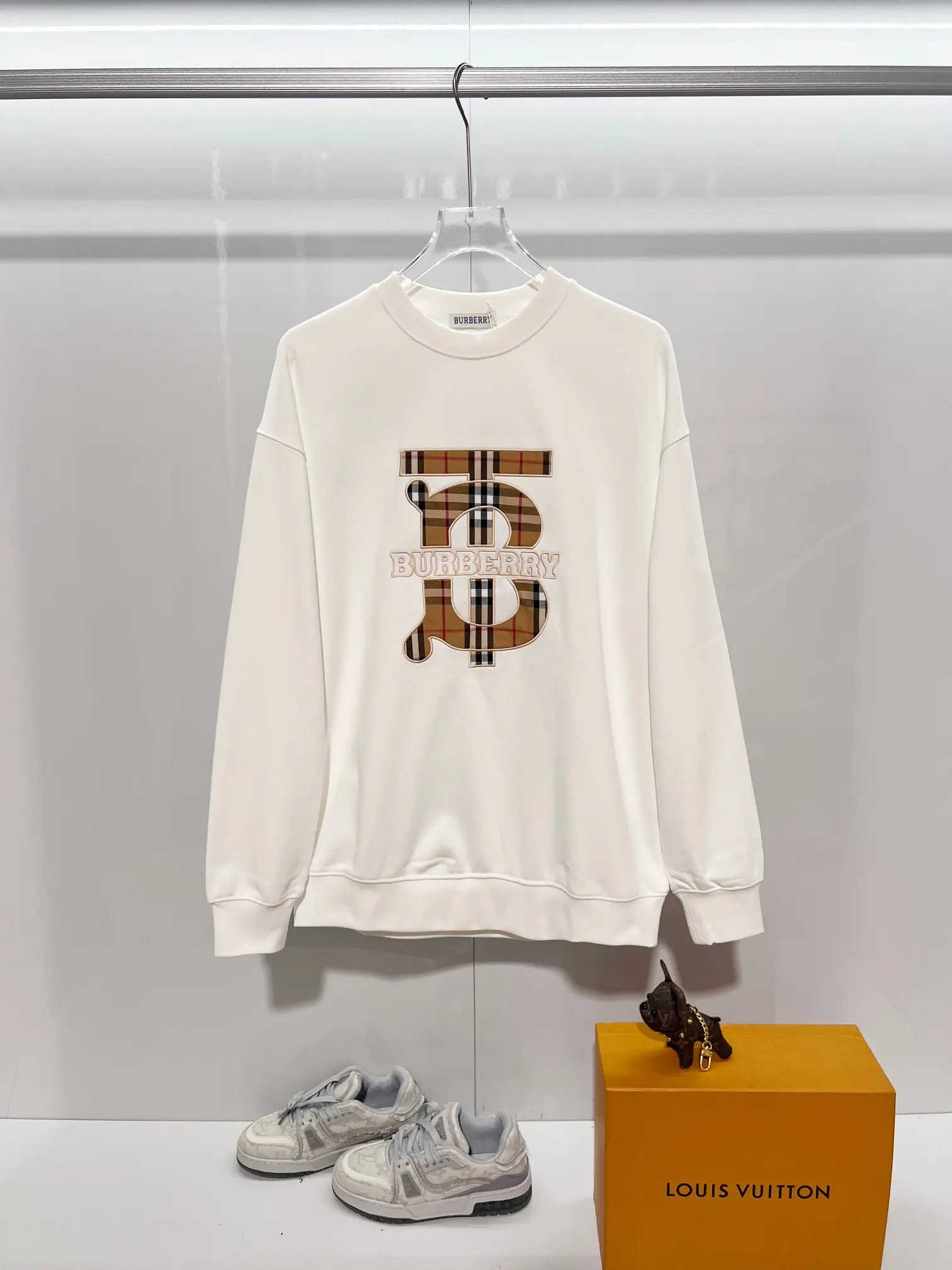 TB Monogram Check Appliqué Sweatshirt D19024173