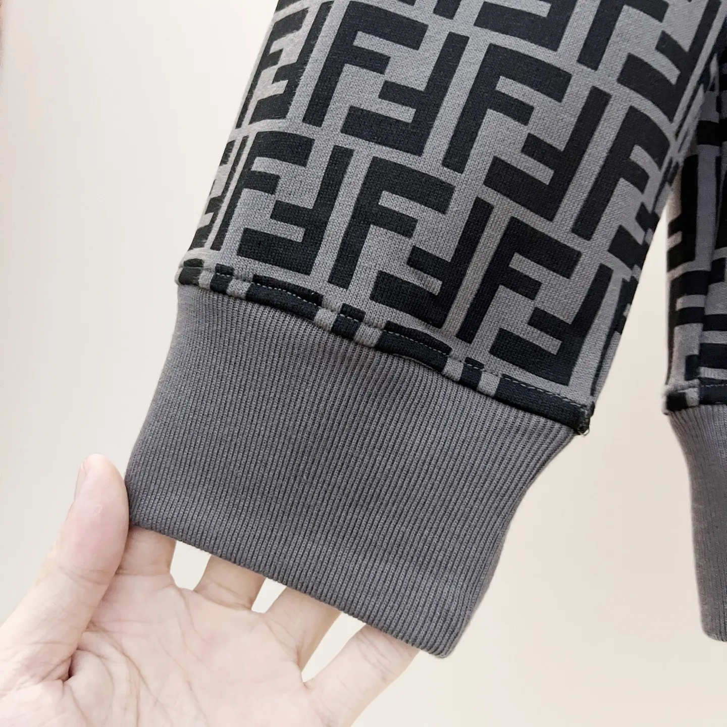 FF Monogram Cotton Jersey Hoodie D19021364 — view 7
