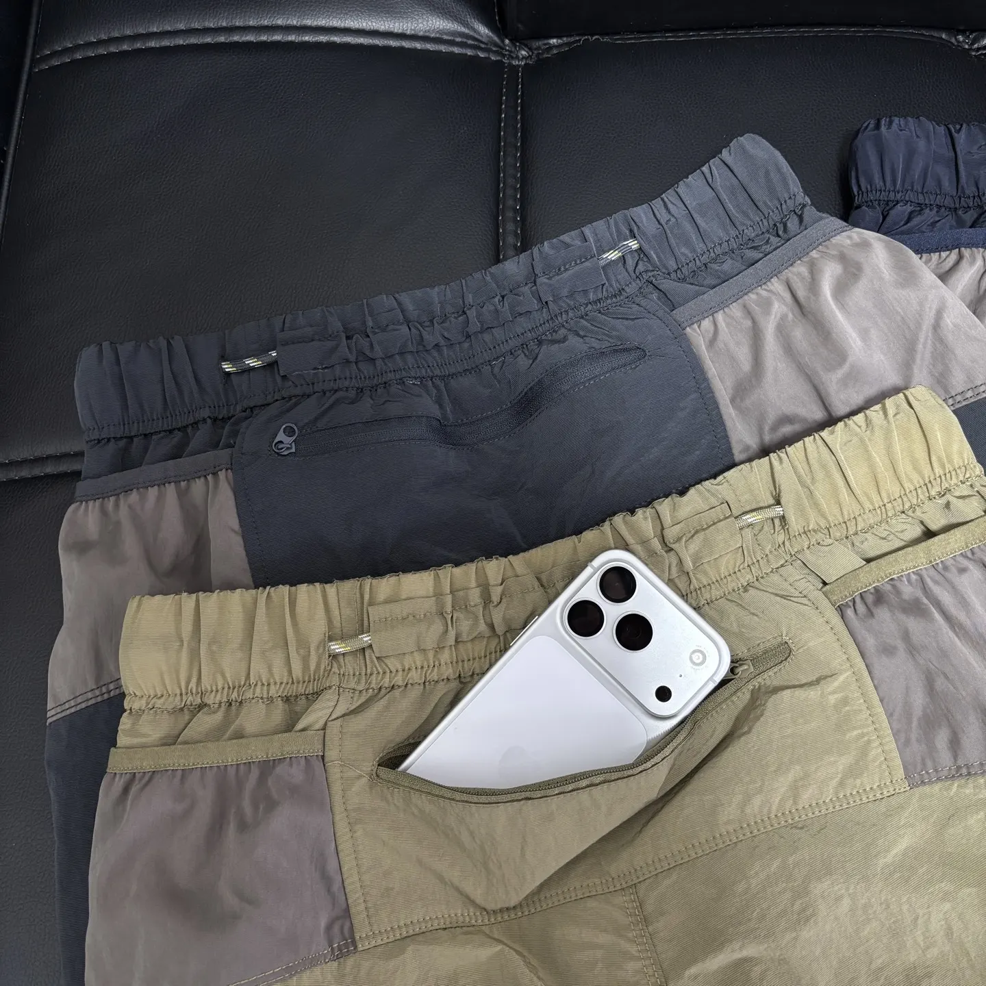 Water-Resistant Iridescent Nylon Trousers D19021524 — view 10
