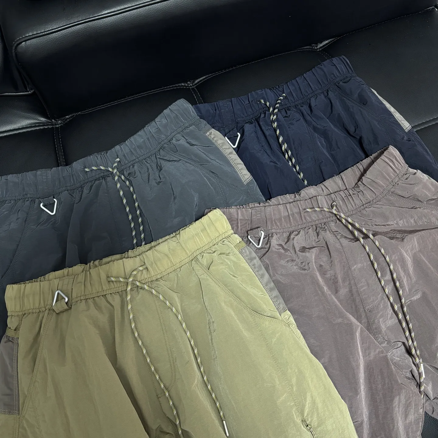 Water-Repellent Nylon Straight-Leg Trousers D19021523 — view 6