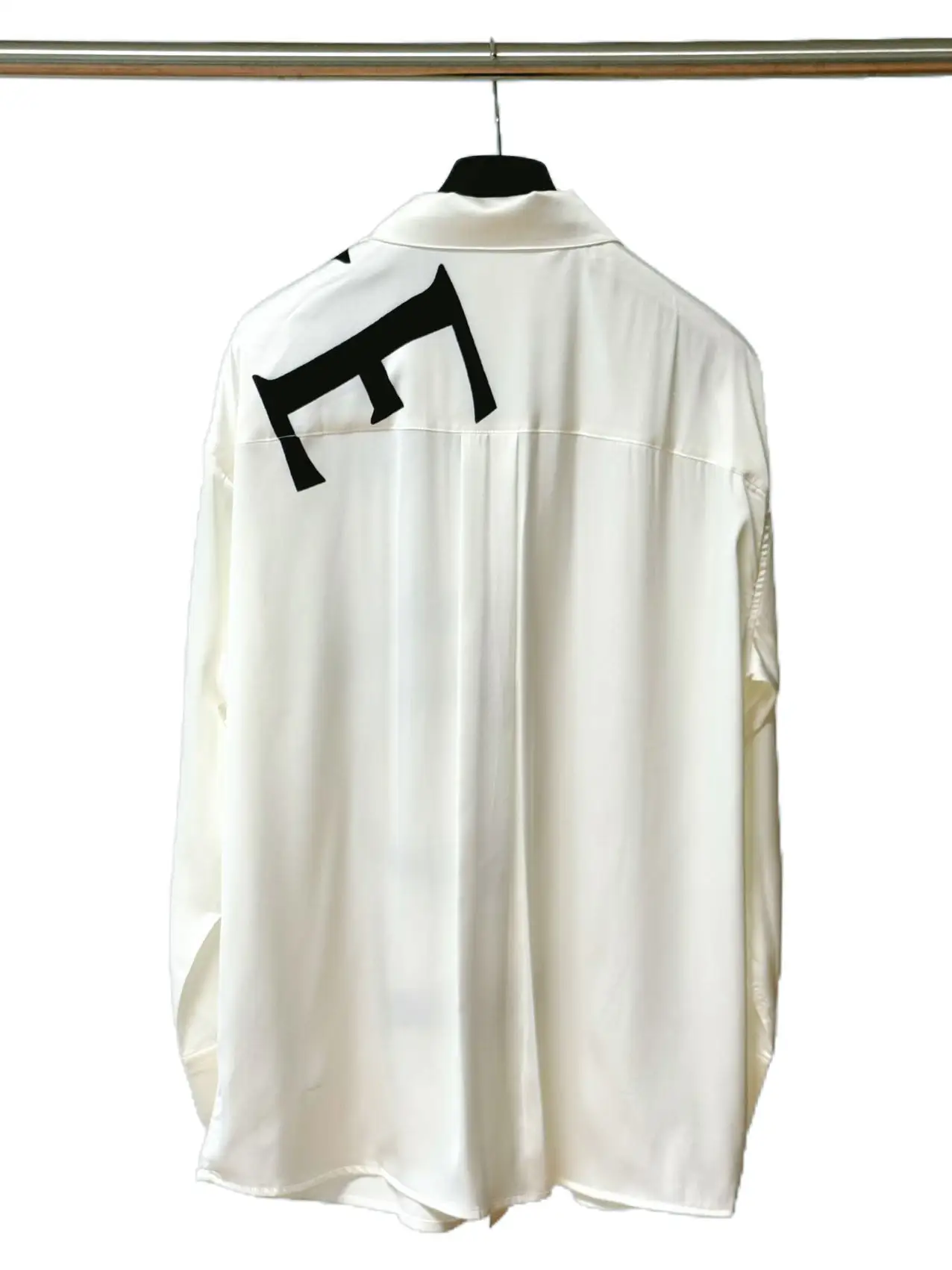 Logo Print Silk Long-Sleeved Shirt D19021123 — view 2