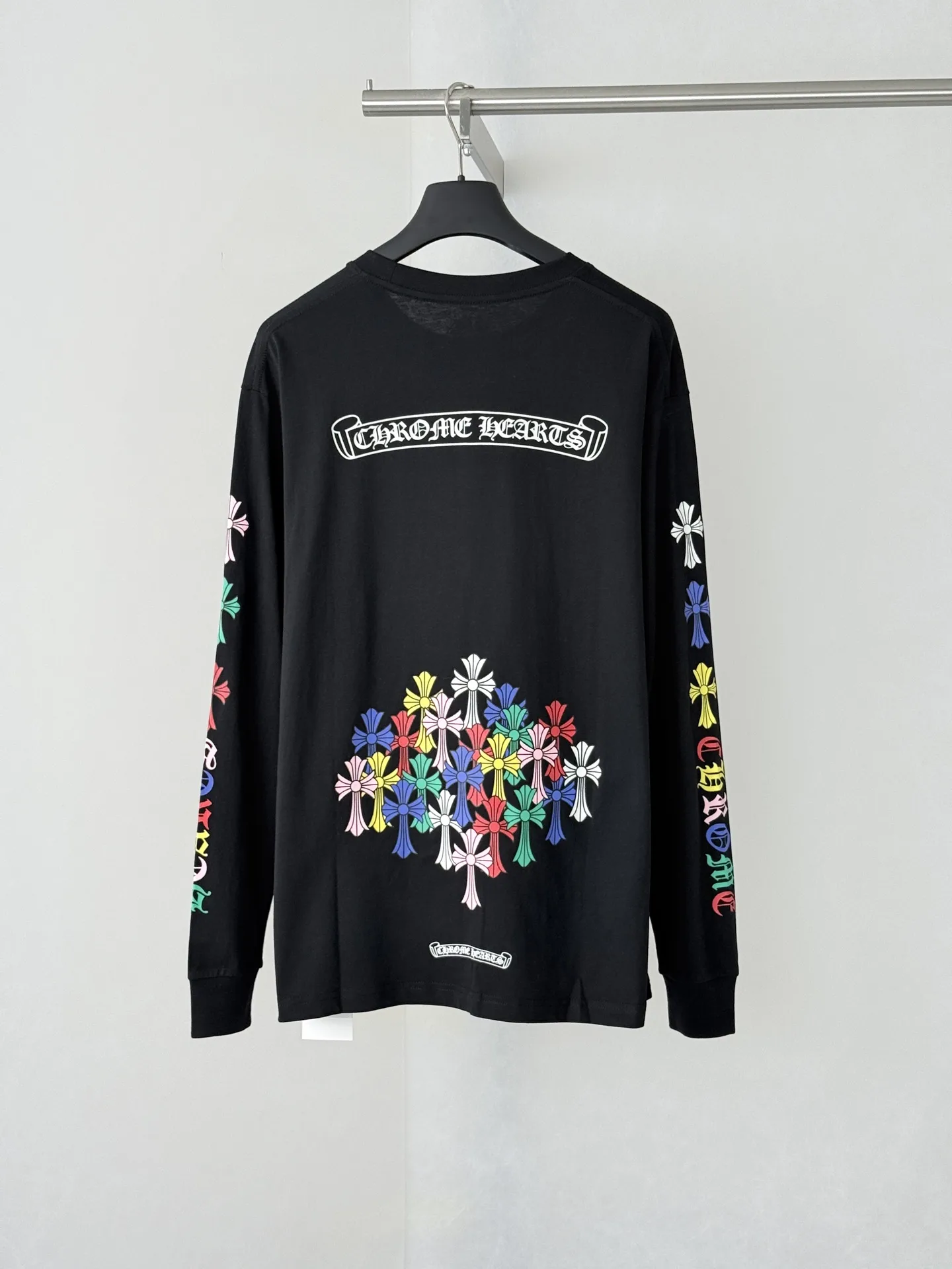Multicolor Cross Print Long-Sleeve T-Shirt D19523922 — view 2