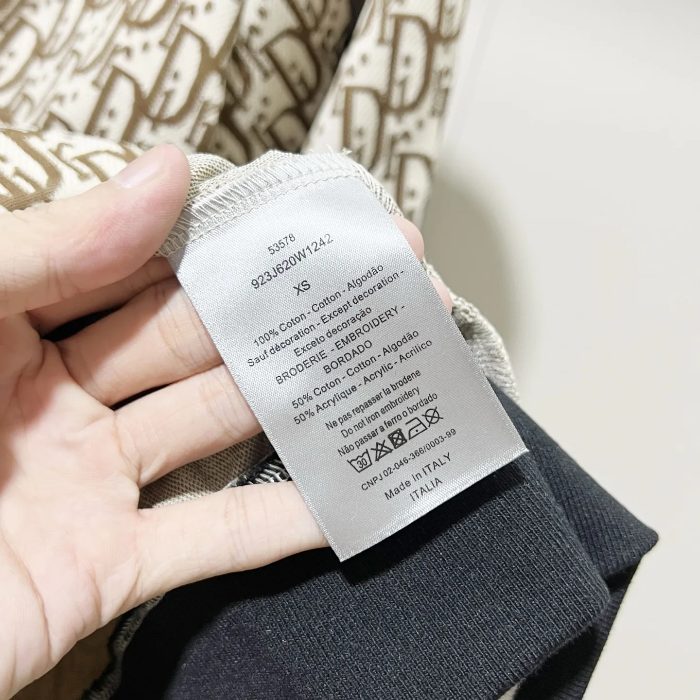 Oblique Monogram Zip-Up Track Jacket D19521357 — view 9