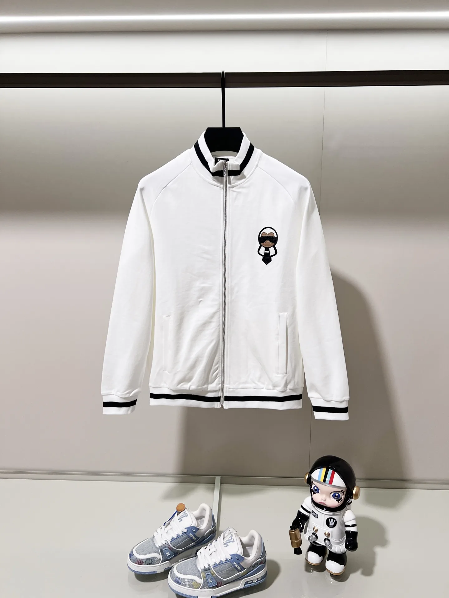 Karl Lagerfeld Embroidery Zip-Up Track Jacket D19521351