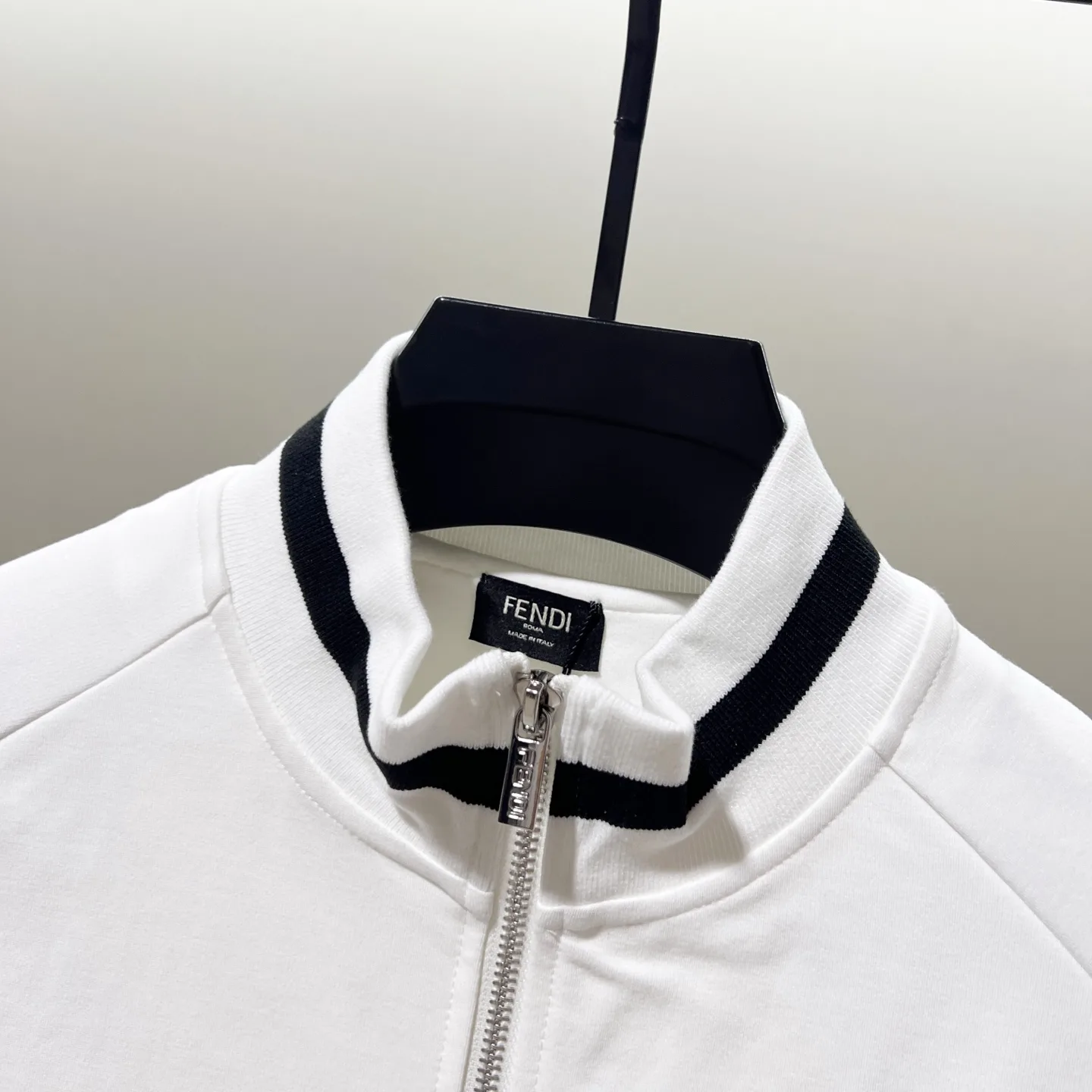 Karl Lagerfeld Embroidery Zip-Up Track Jacket D19521351 — view 3