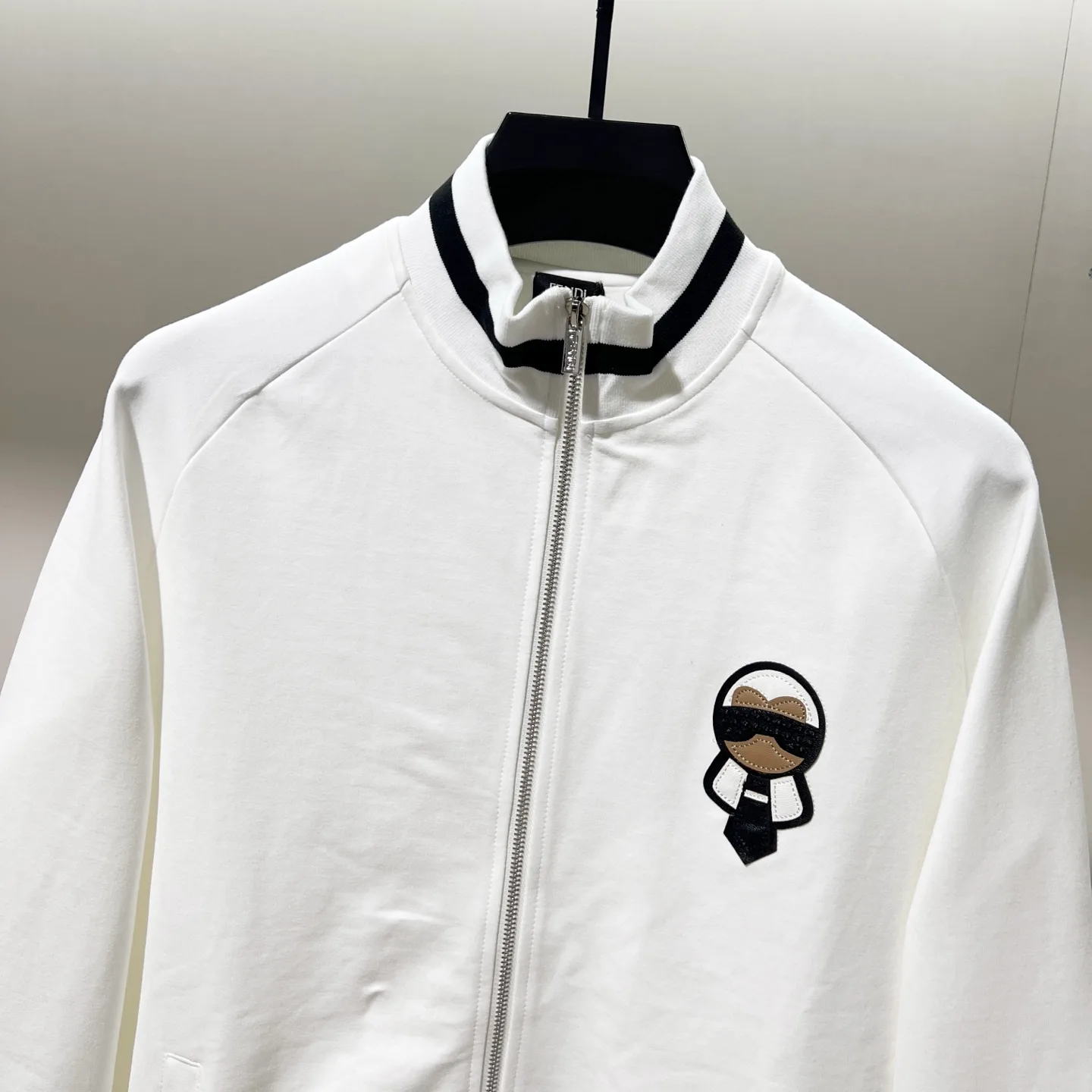 Karl Lagerfeld Embroidery Zip-Up Track Jacket D19521351 — view 4