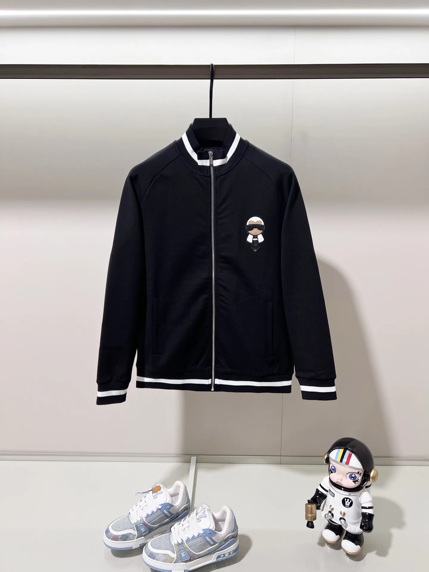 Karl Lagerfeld Patch Zip-Up Track Jacket D19521352