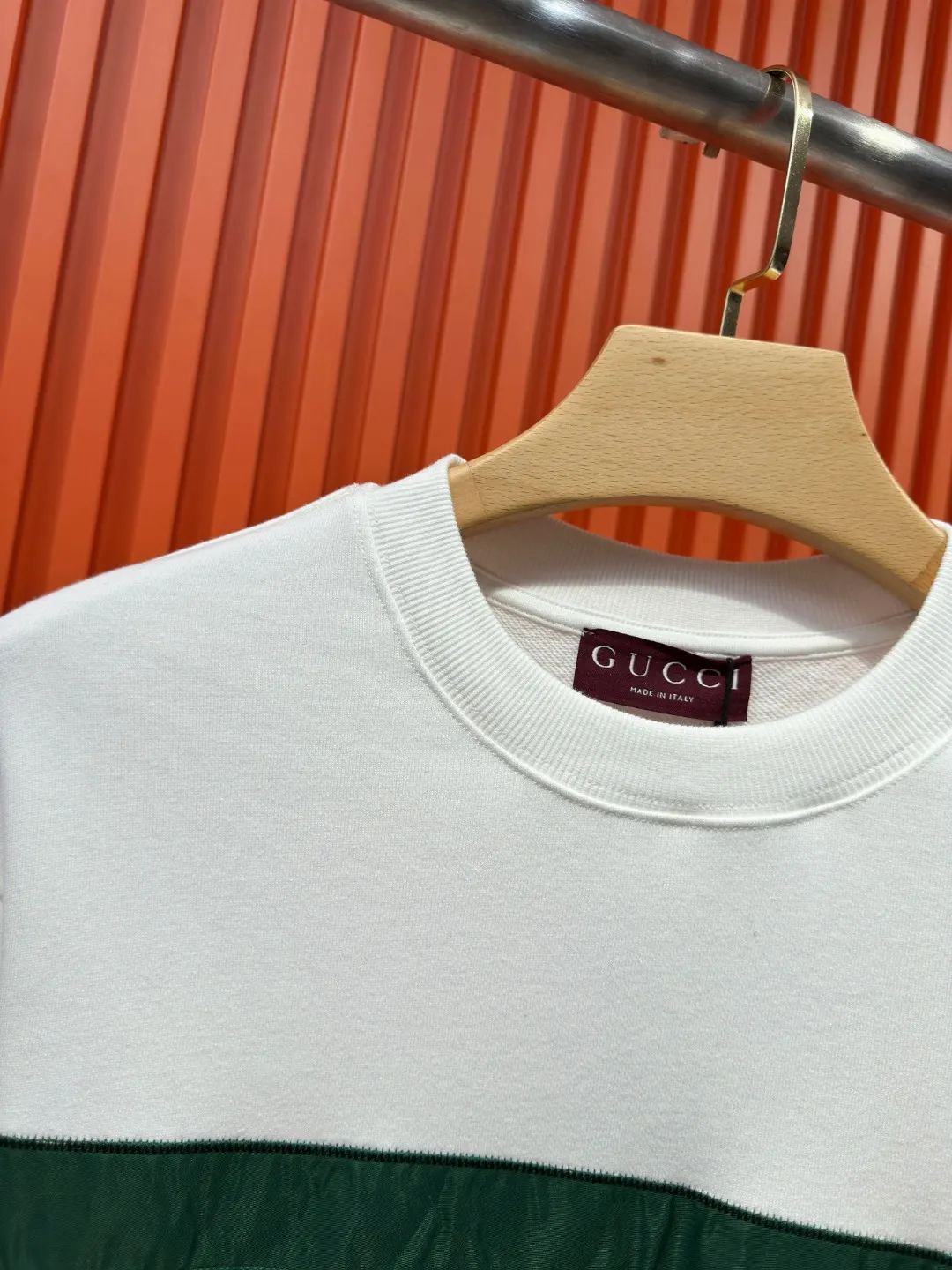 Web Stripe Logo Embroidered Sweatshirt D19523322 — view 9