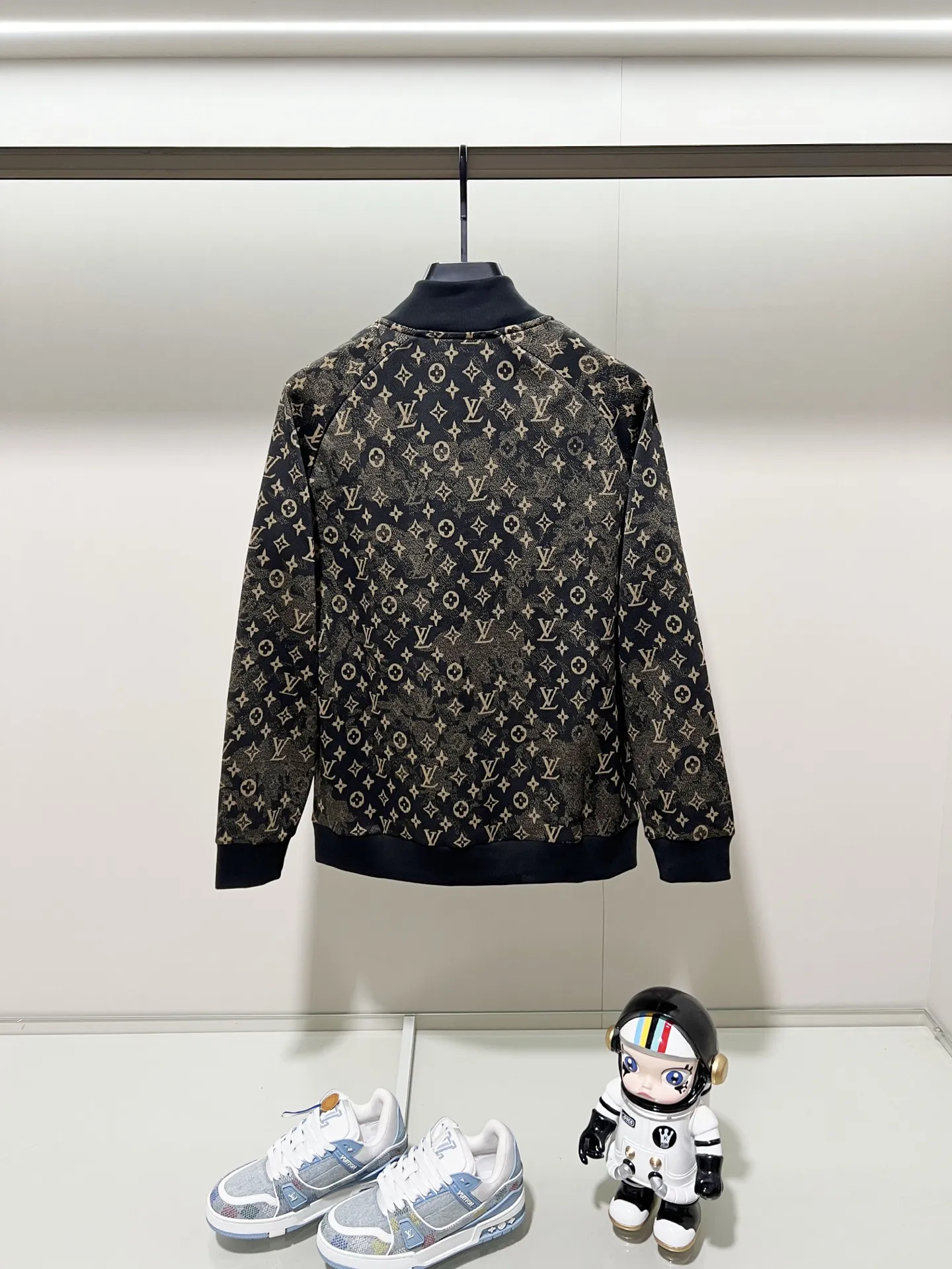 Monogram Print Zip-Up Bomber Jacket D19521359 — view 2