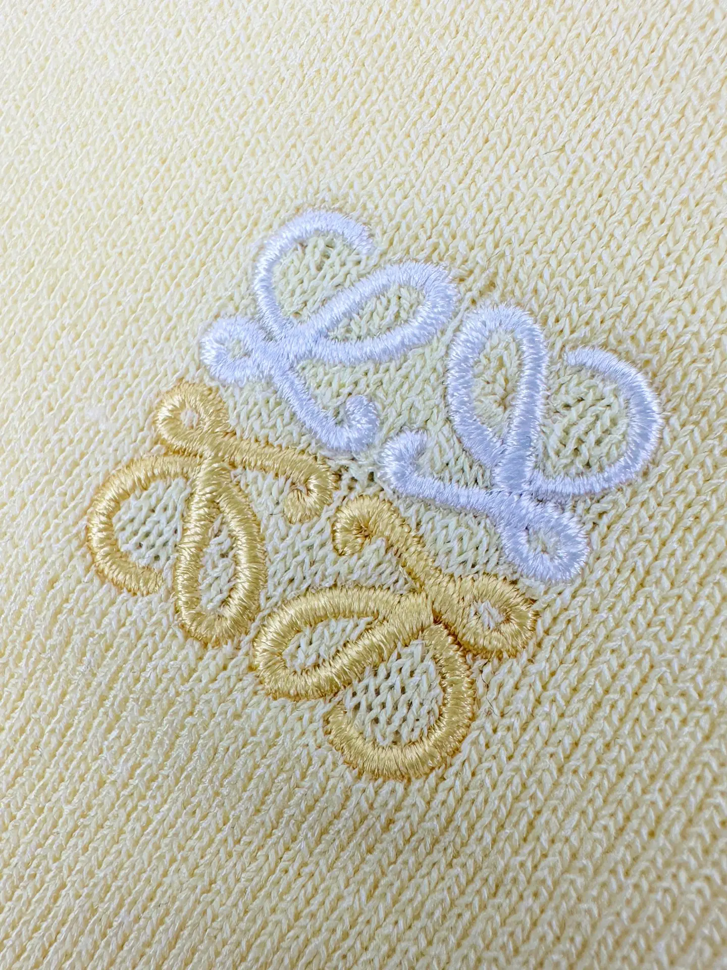 Anagram Embroidered Short-Sleeve Merino Wool Sweater D20022702 — view 5