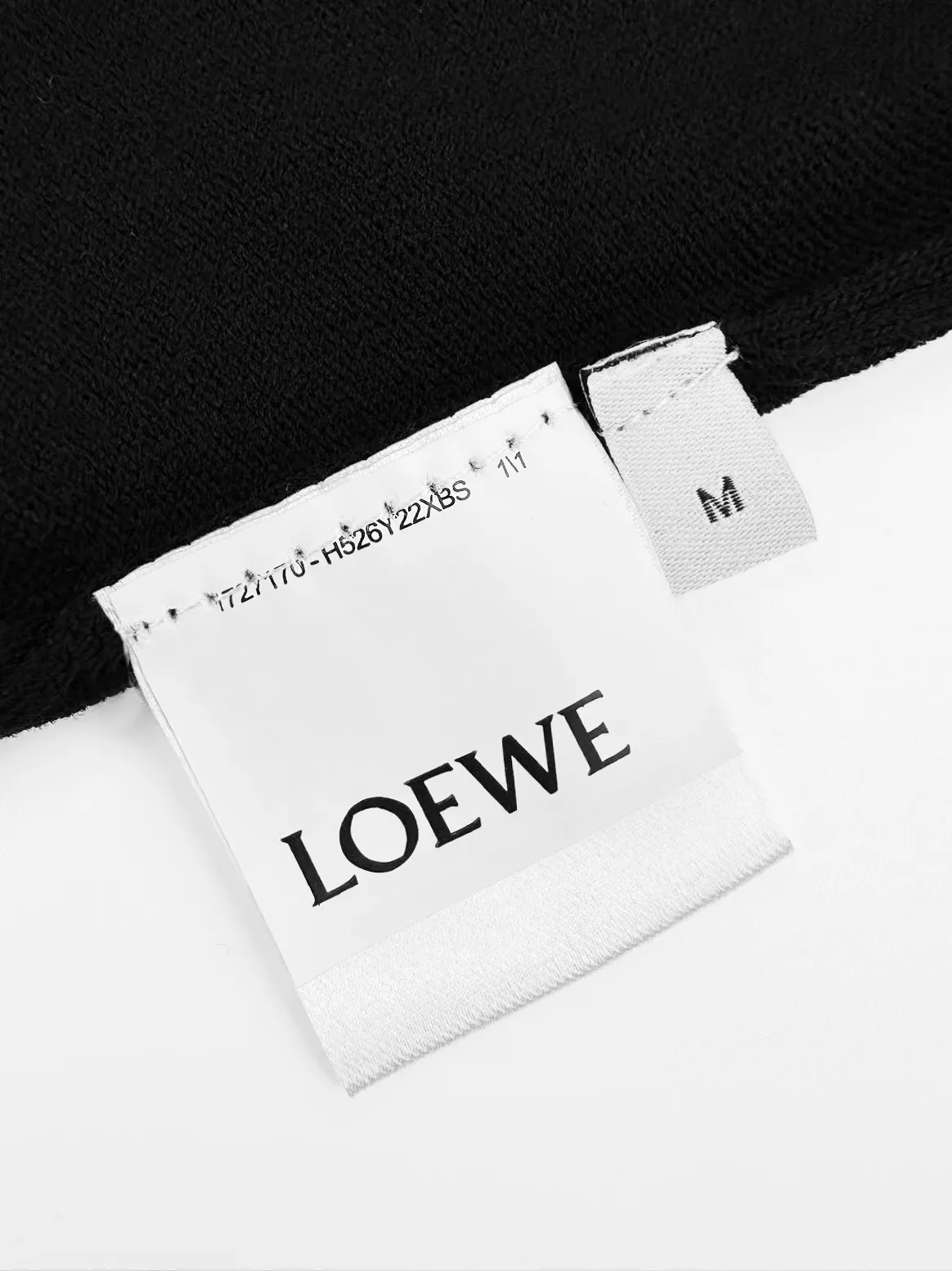 Anagram Embroidered Short-Sleeve Wool Sweater D20022701 — view 9