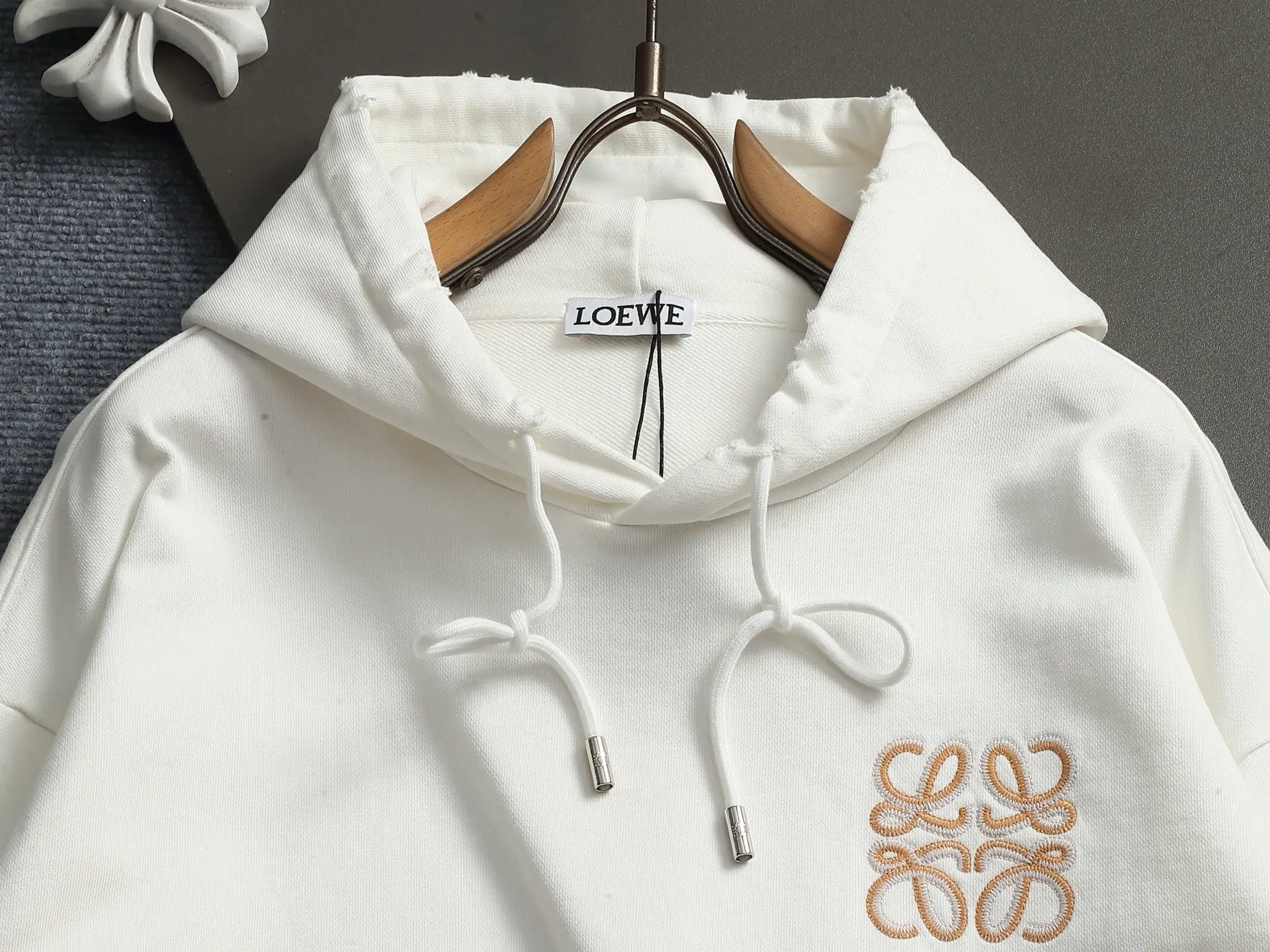Anagram Logo Embroidered Cotton Hoodie D20023295 — view 2