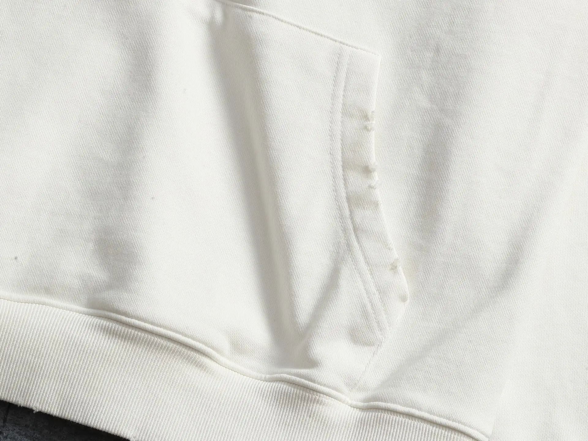 Anagram Logo Embroidered Cotton Hoodie D20023295 — view 5