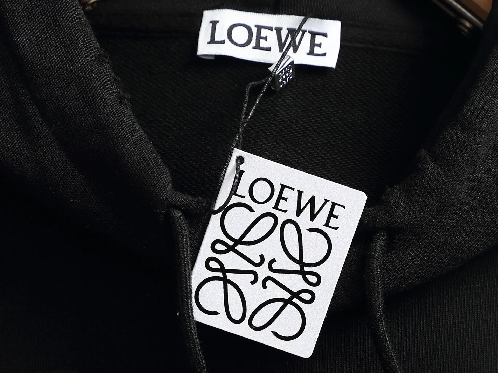 Anagram Logo Embroidered Hoodie D20023296 — view 7