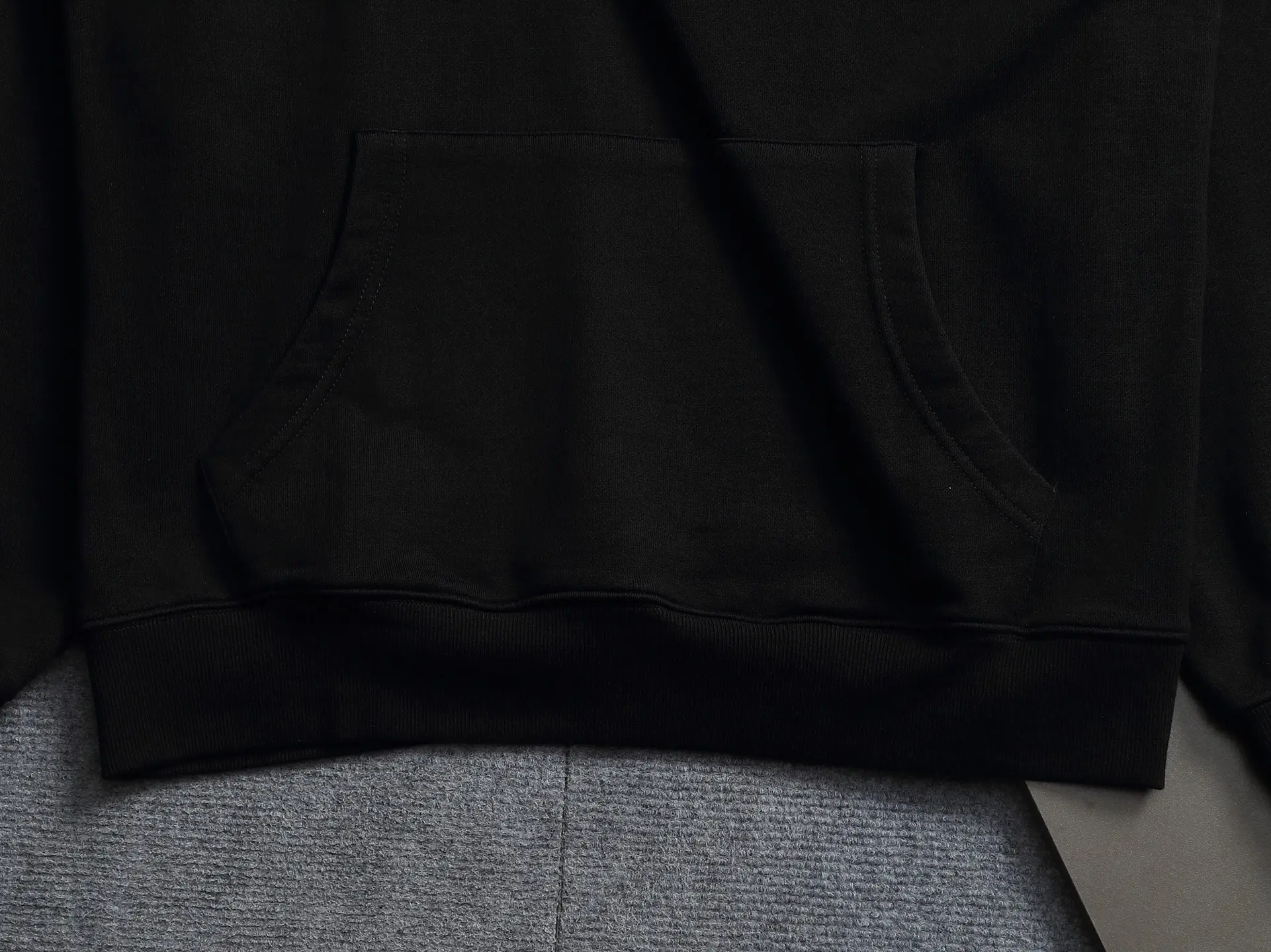 Logo Embroidery Cotton-Blend Hoodie D20023316 — view 3