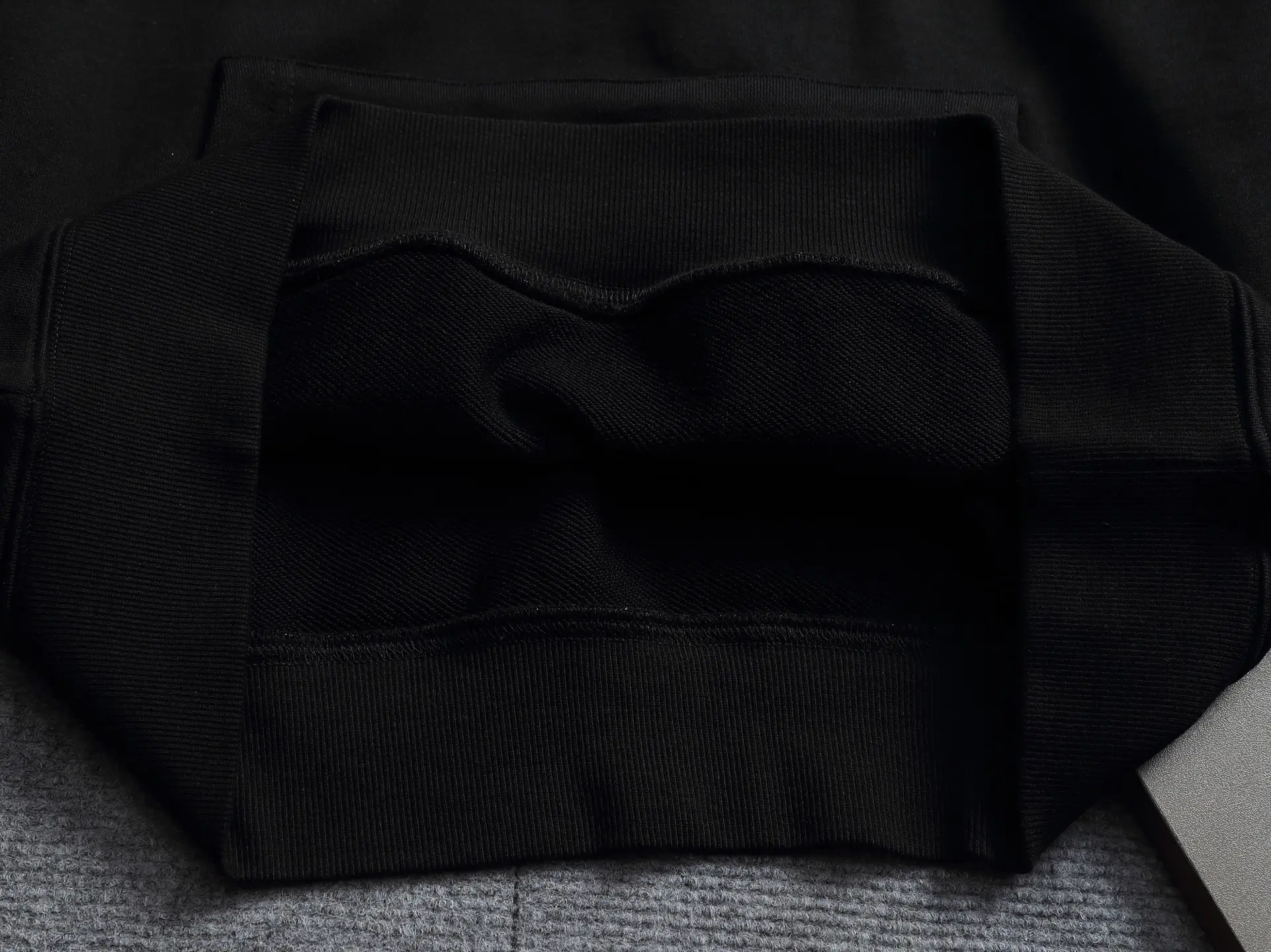 Logo Embroidery Cotton-Blend Hoodie D20023316 — view 9