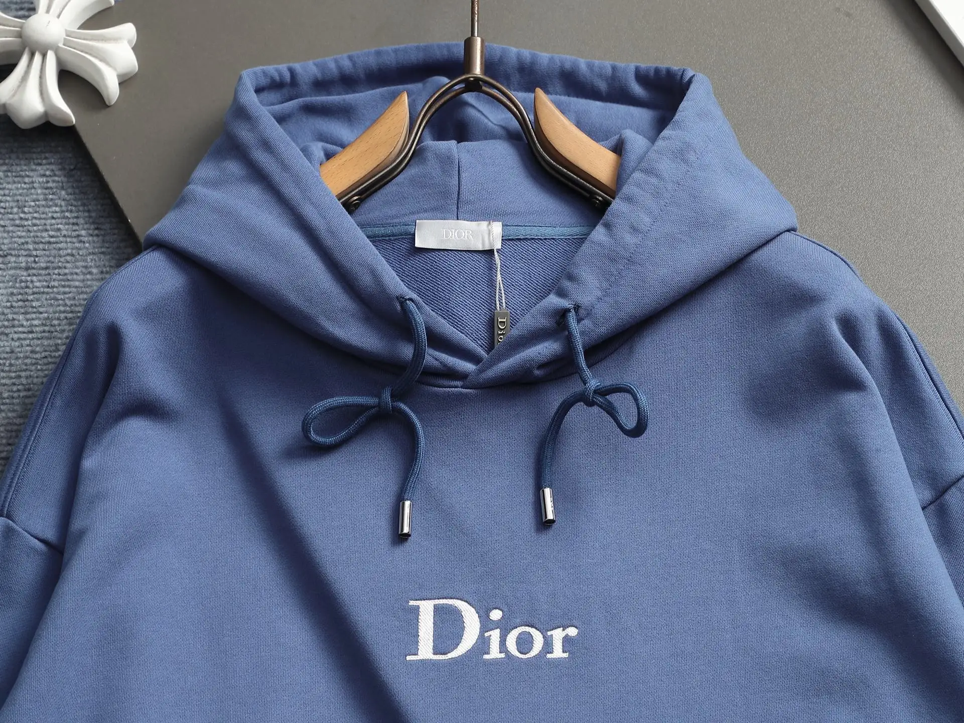 Logo Embroidery Cotton-Blend Hoodie D20023315 — view 2