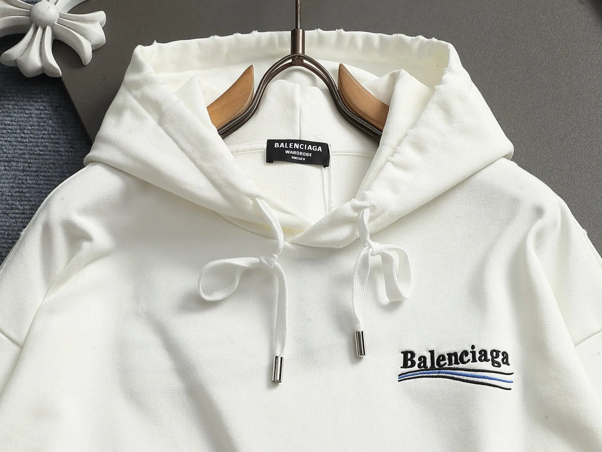 Logo-Embroidered Distressed Cotton Hoodie D20023317 — view 2