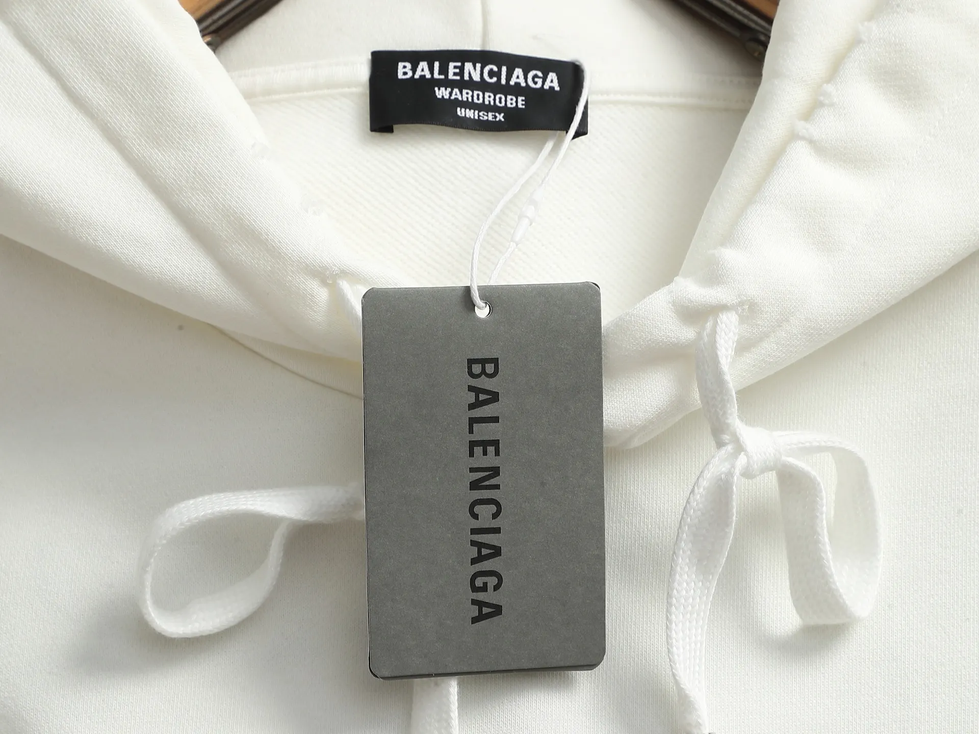 Logo-Embroidered Distressed Cotton Hoodie D20023317 — view 7