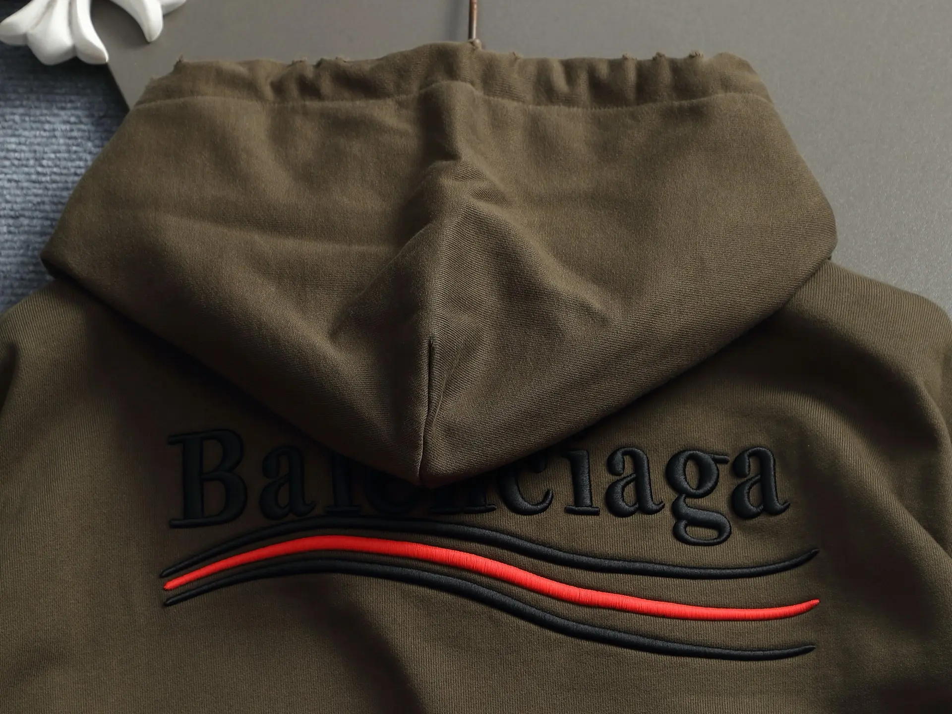 Distressed Logo Embroidery Oversized Hoodie D20023319 — view 11