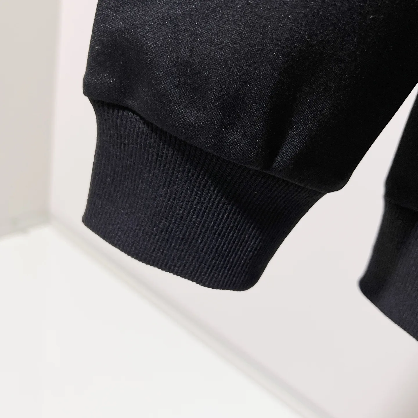 Check Logo Patch Zip-Up Hoodie D20021349 — view 9