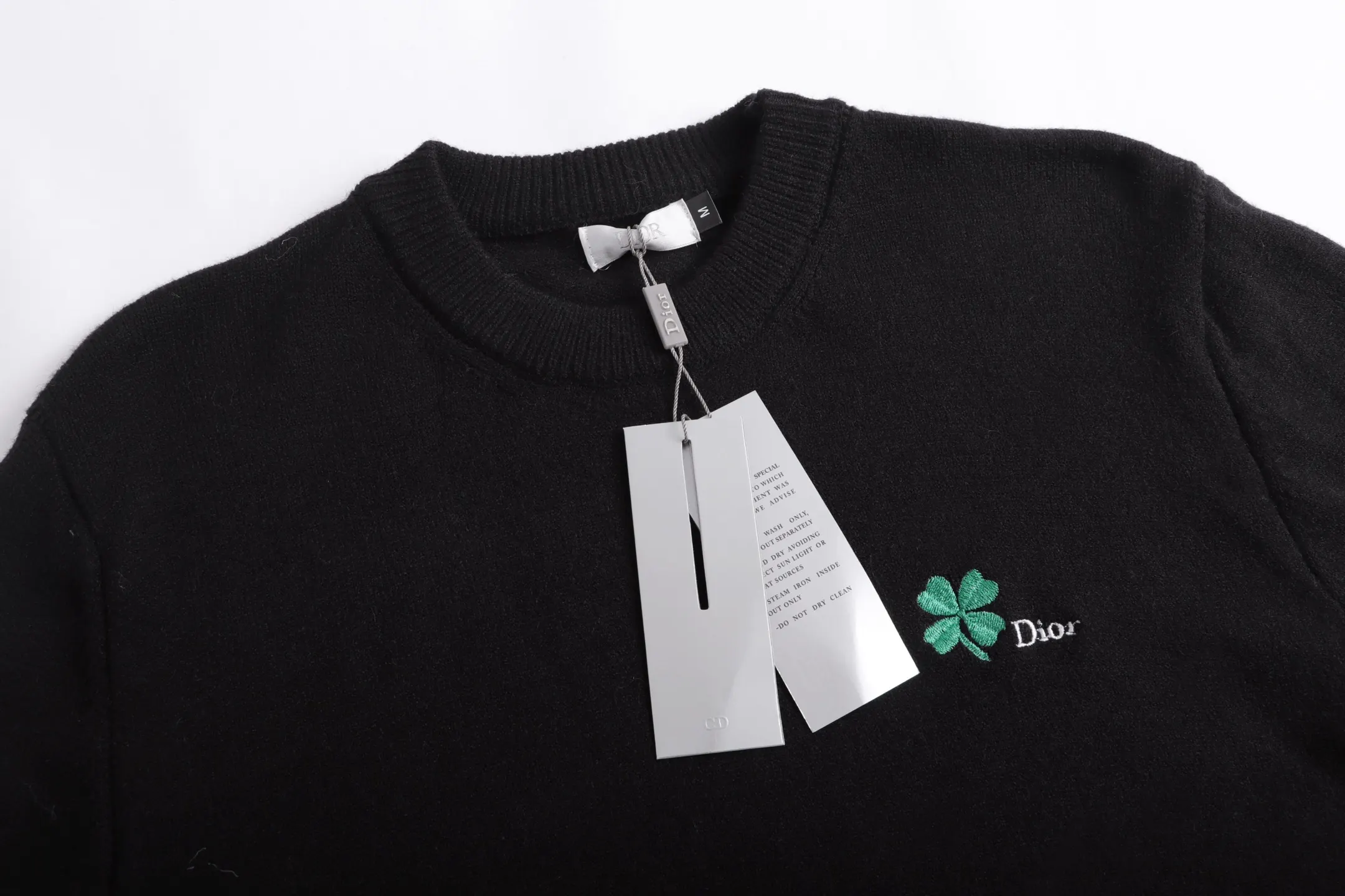 Four-Leaf Clover Embroidered Wool Sweater D20023360 — view 3