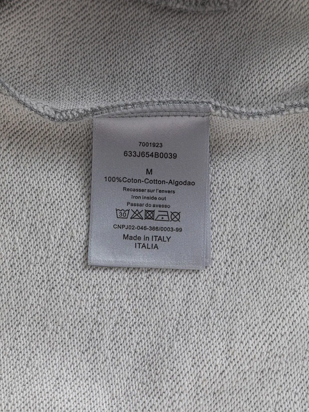 Logo-Embroidered Quarter-Zip Sweatshirt D20024131 — view 12