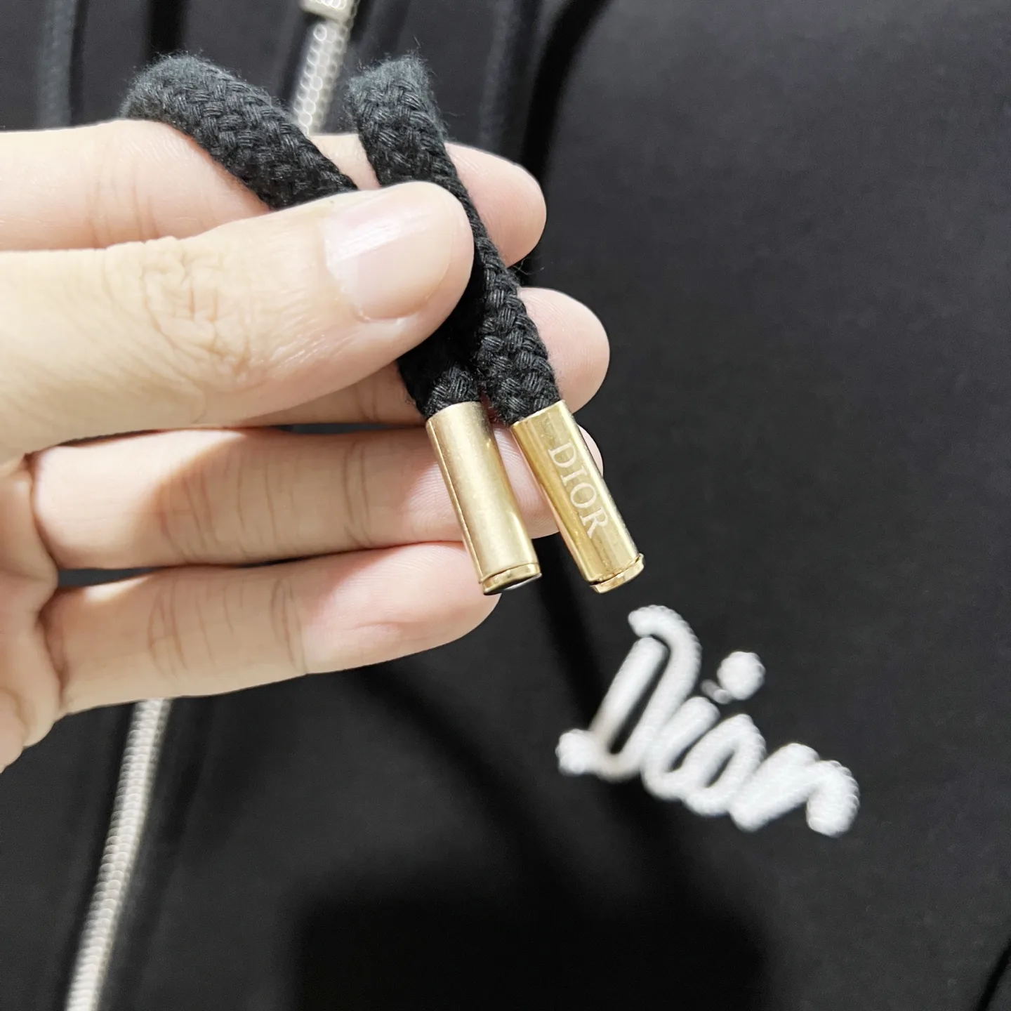 Logo-Embroidered Zip-Up Hoodie with Taped Sleeves D20021361 — view 10
