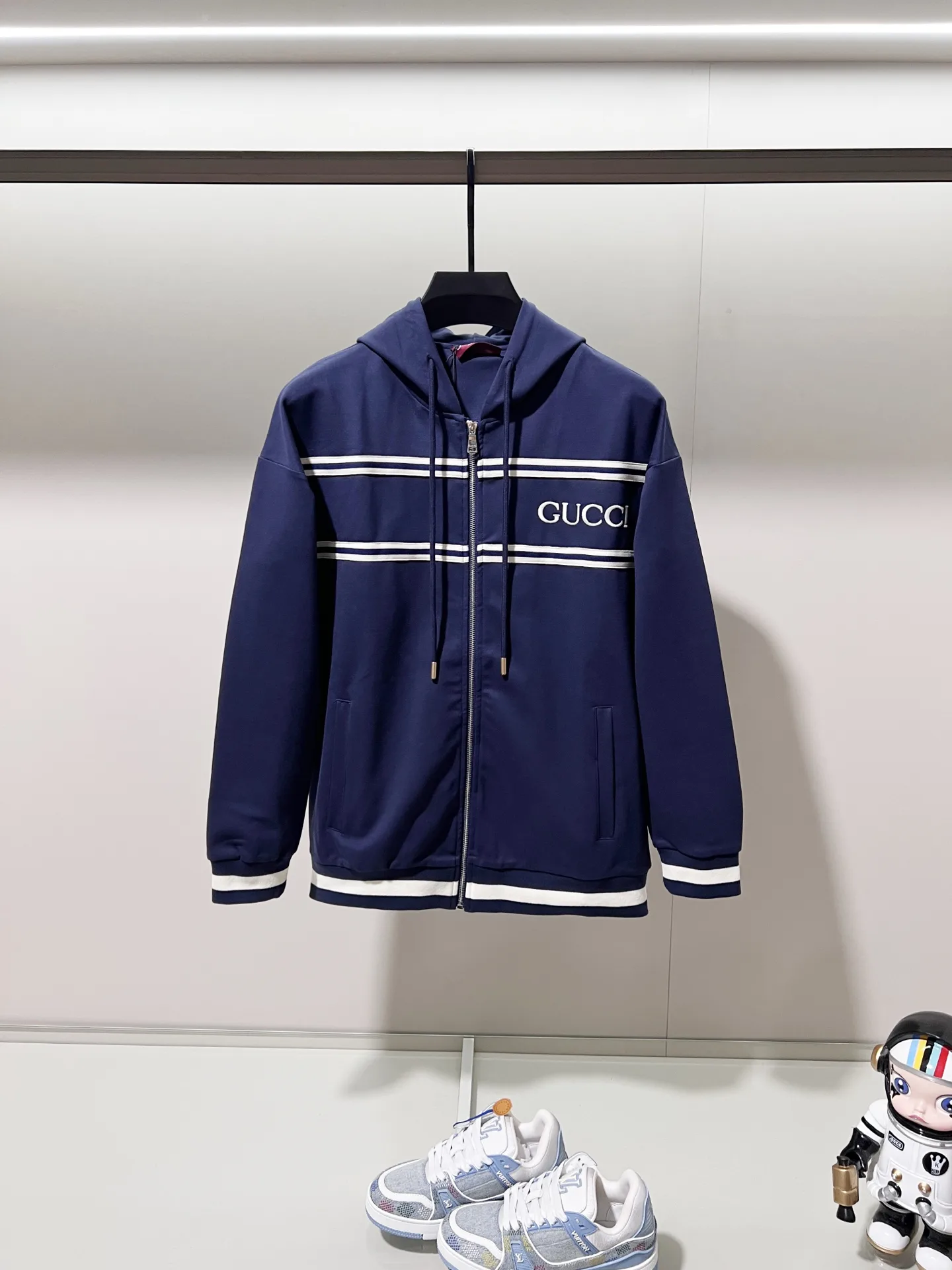 Logo-Embroidered Webbing Trim Zip-Up Hoodie D20021365
