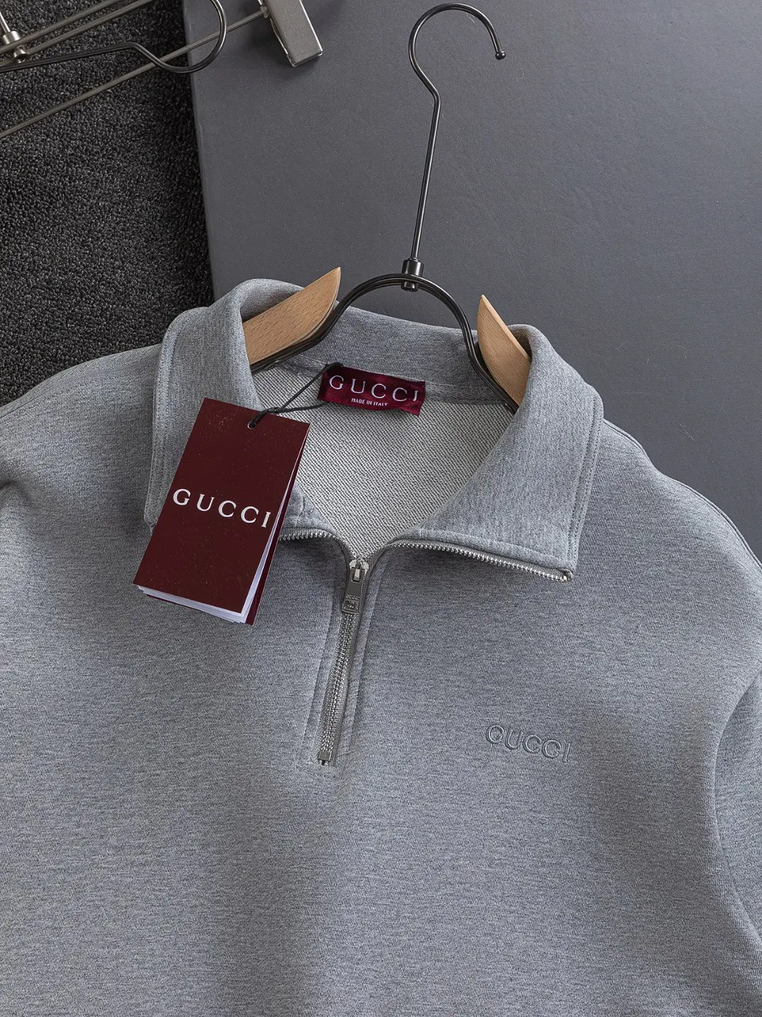 Logo-Embroidered Quarter-Zip Sweatshirt D20024129 — view 4