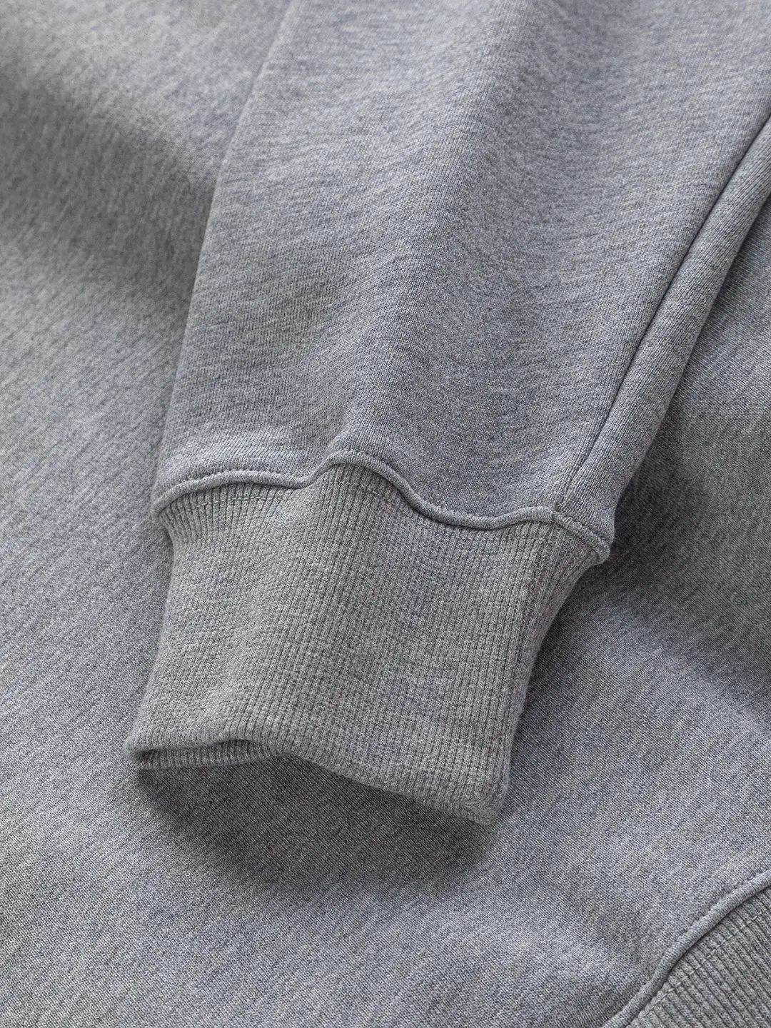 Logo-Embroidered Quarter-Zip Sweatshirt D20024129 — view 8