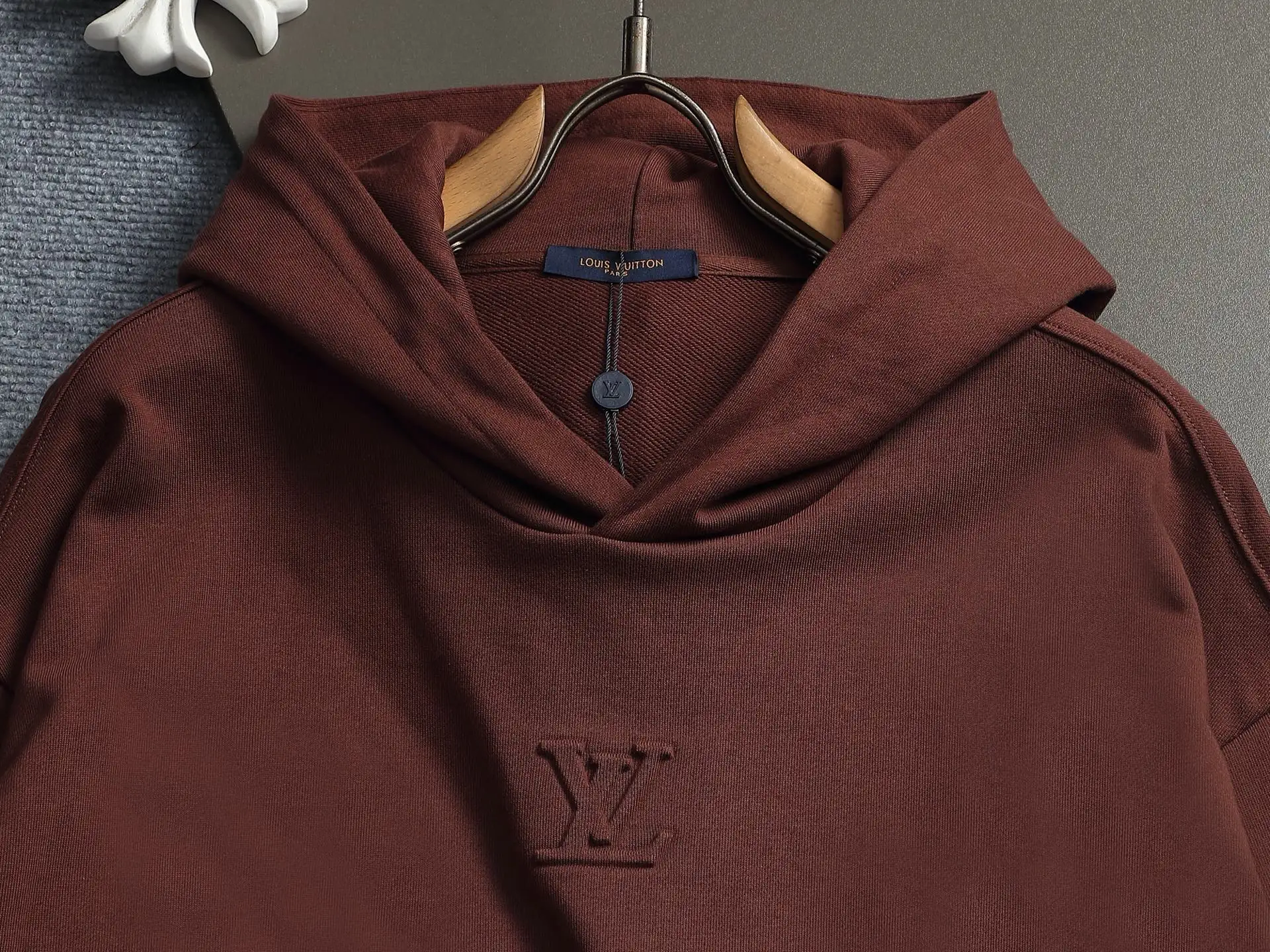 Embossed Logo Cotton-Blend Hoodie D20023311 — view 2