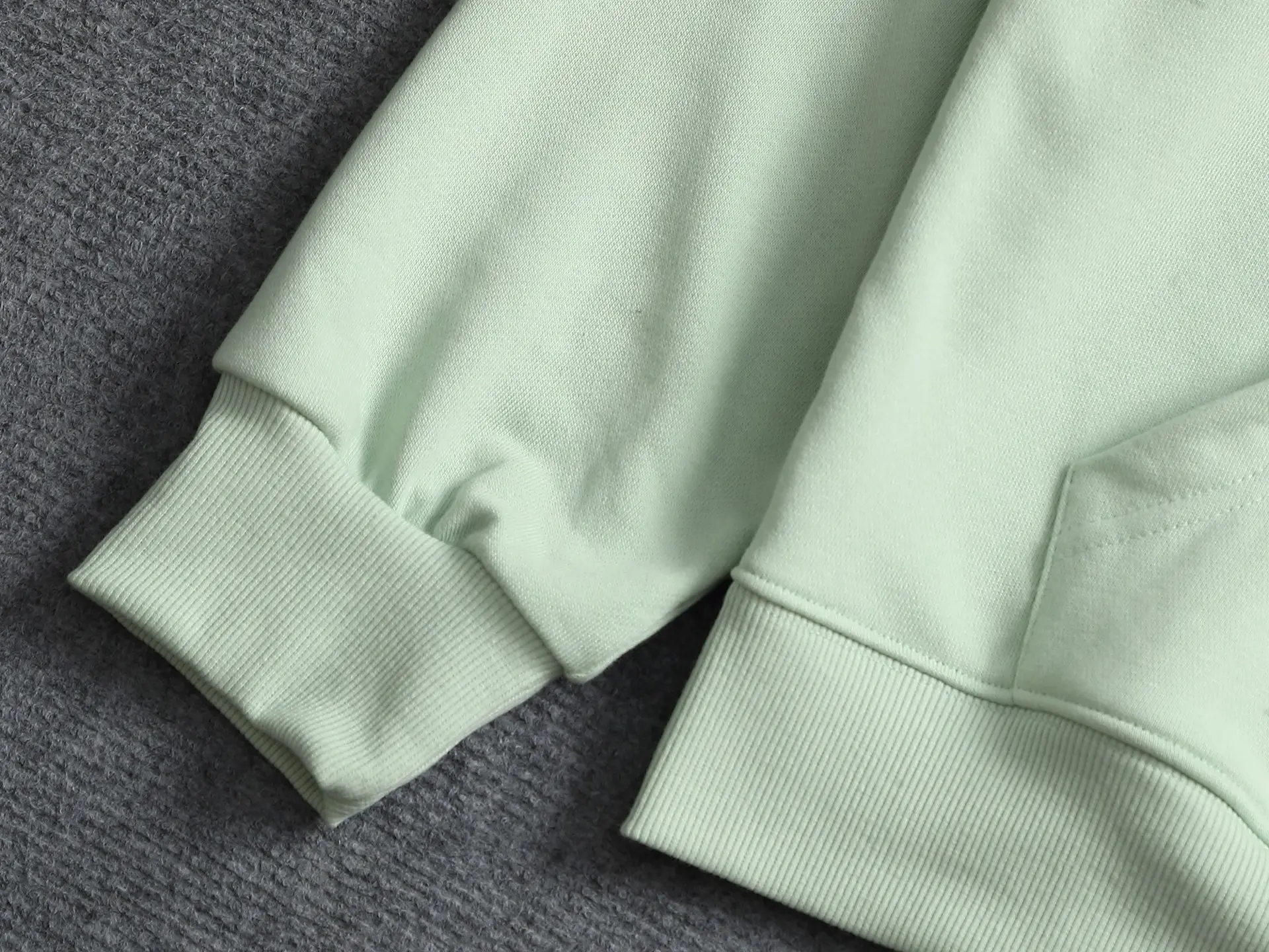 Embossed Logo Cotton-Blend Hoodie D20023309 — view 5