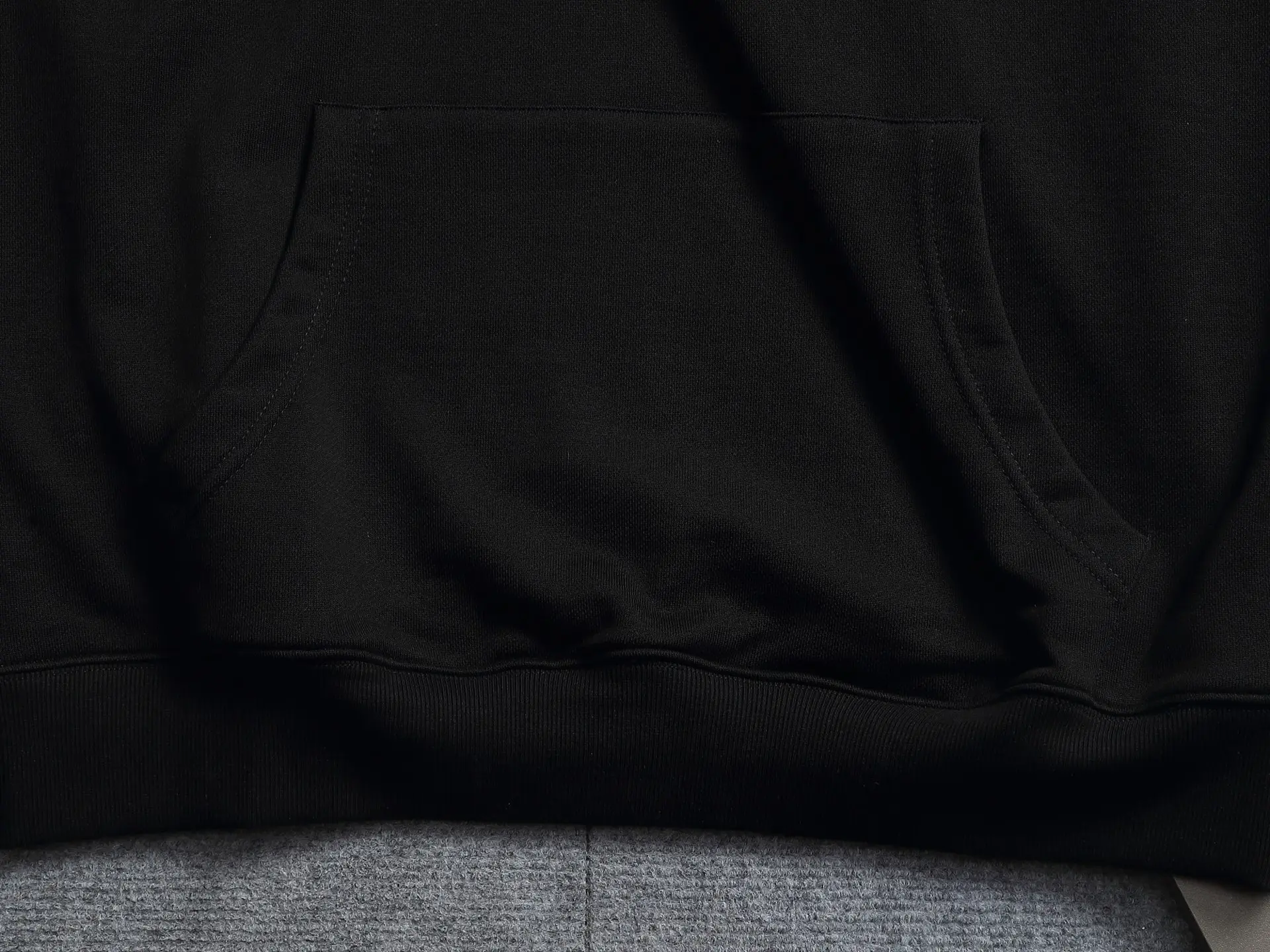 Embossed Logo Cotton-Blend Hoodie D20023312 — view 4