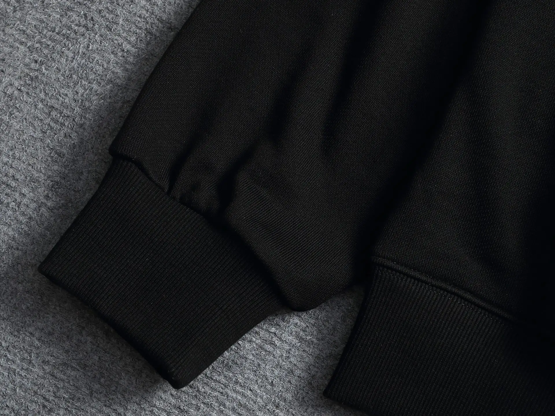 Embossed Logo Cotton-Blend Hoodie D20023312 — view 5