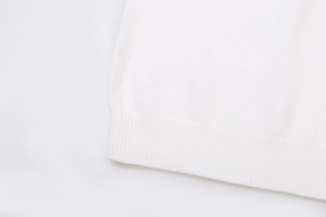 MM6 Logo Jacquard Crew-Neck Sweater D20023362 — view 9