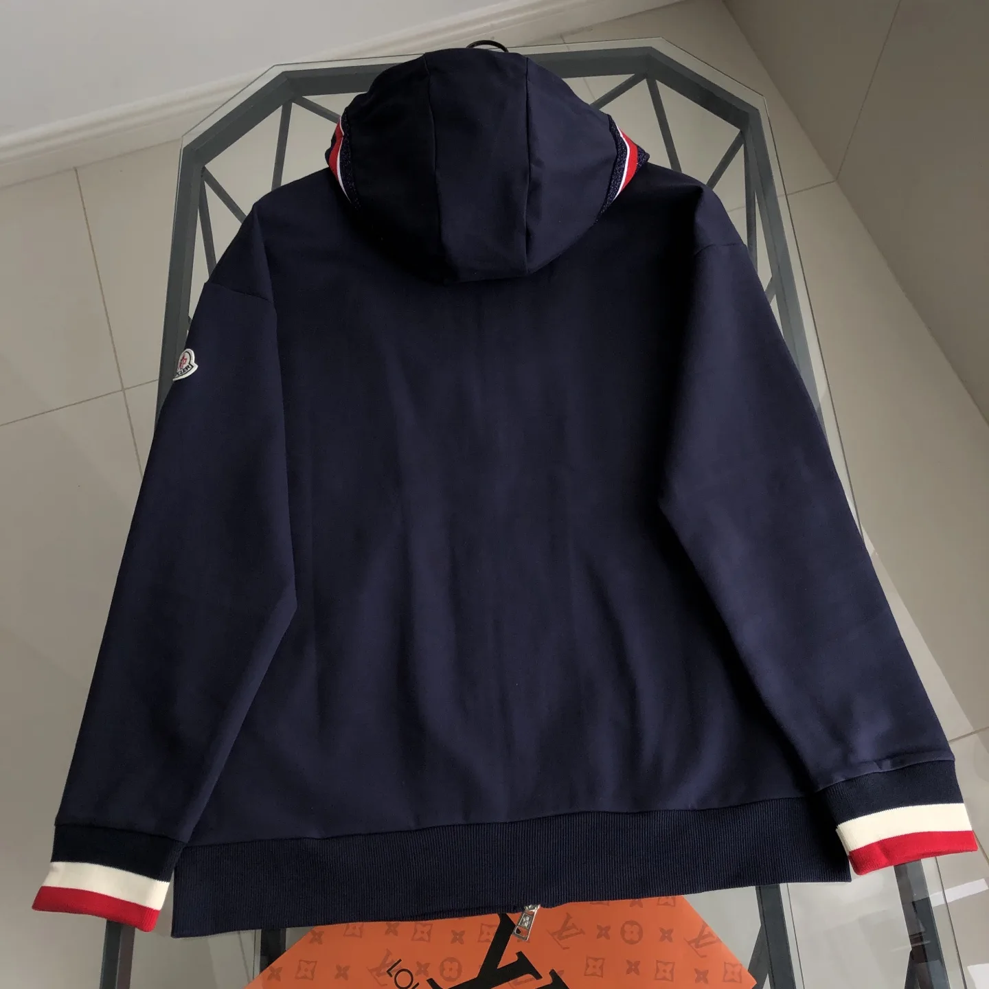 Logo-Embroidered Zip-Up Hoodie D20021380 — view 2