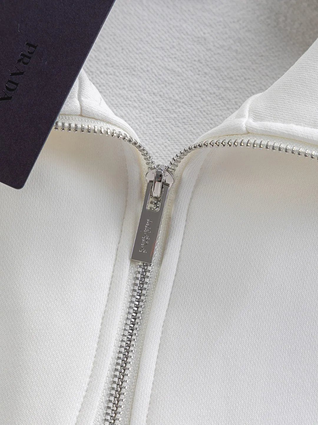Logo-Badge Quarter-Zip Sweatshirt D20024126 — view 6
