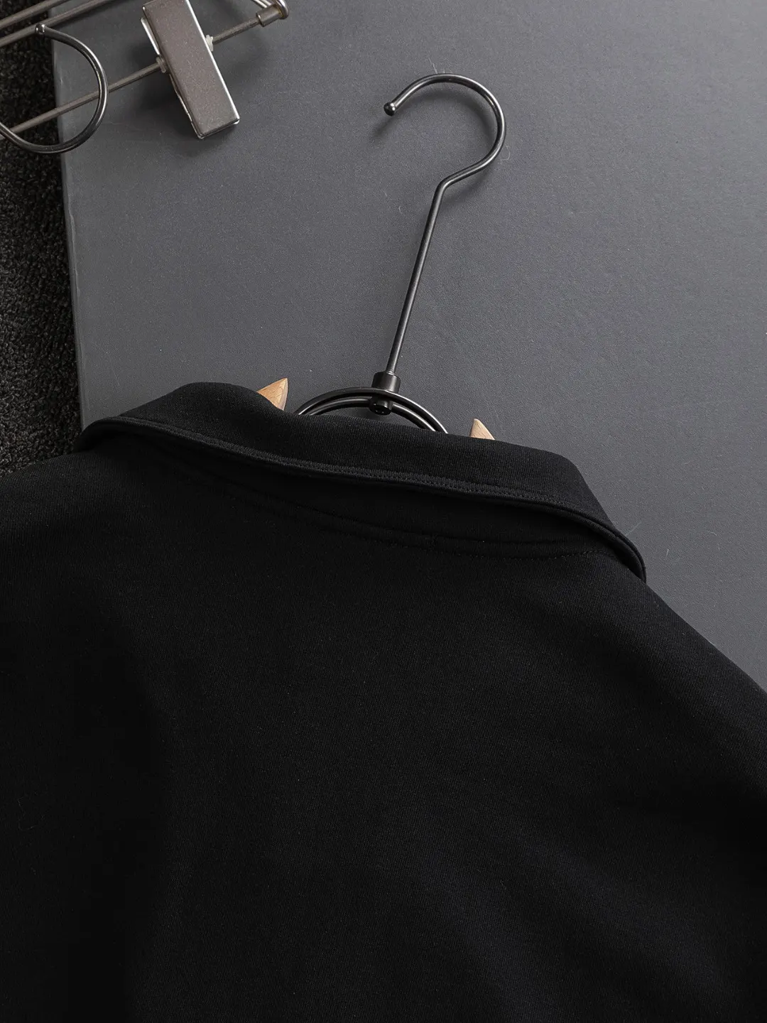 Triangle Logo Half-Zip Sweatshirt D20024125 — view 6