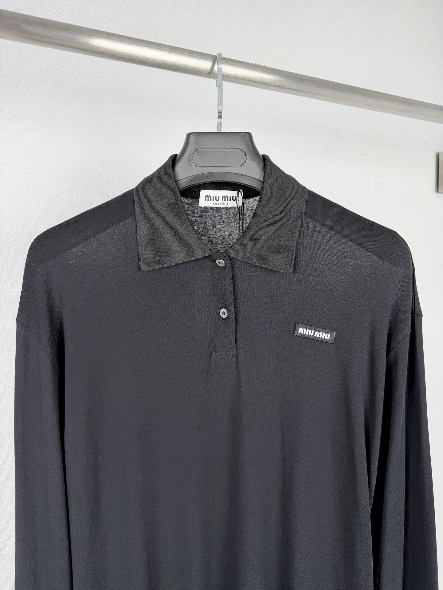 Logo-Patch Long-Sleeve Polo Shirt D20521301 — view 2