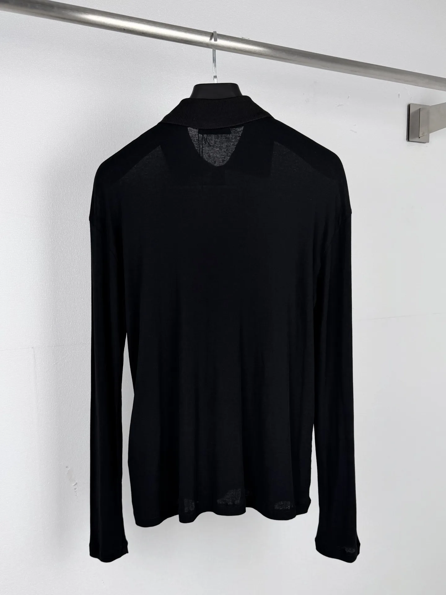 Logo-Patch Long-Sleeve Polo Shirt D20521301 — view 3
