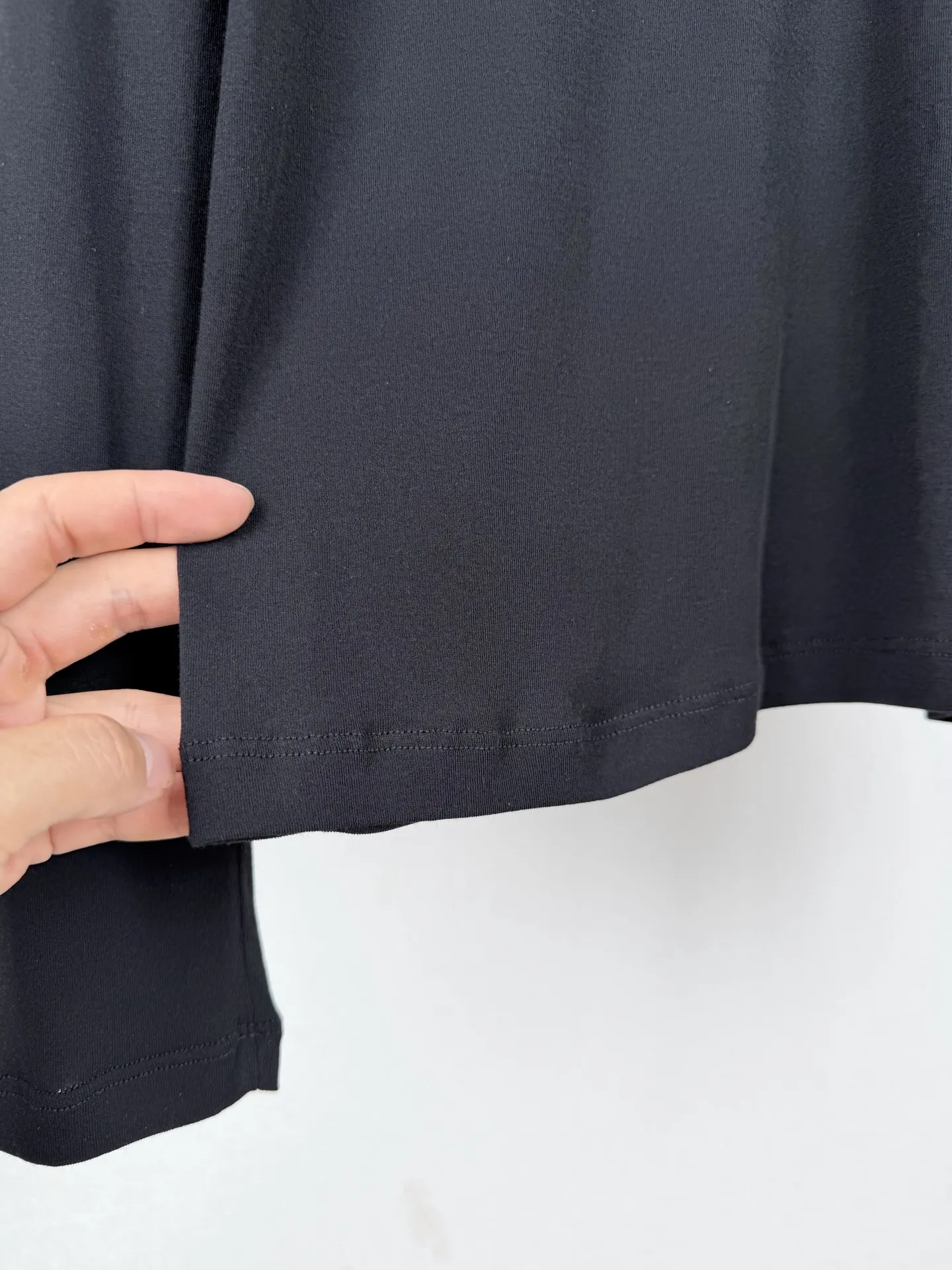 Logo-Patch Long-Sleeve Polo Shirt D20521301 — view 9