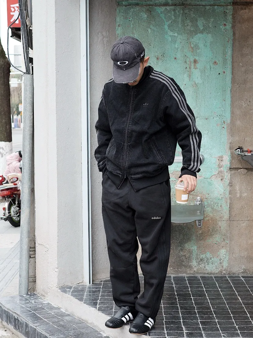 Adidas Originals Firebird Washed Denim Track Jacket D20523028 — view 2