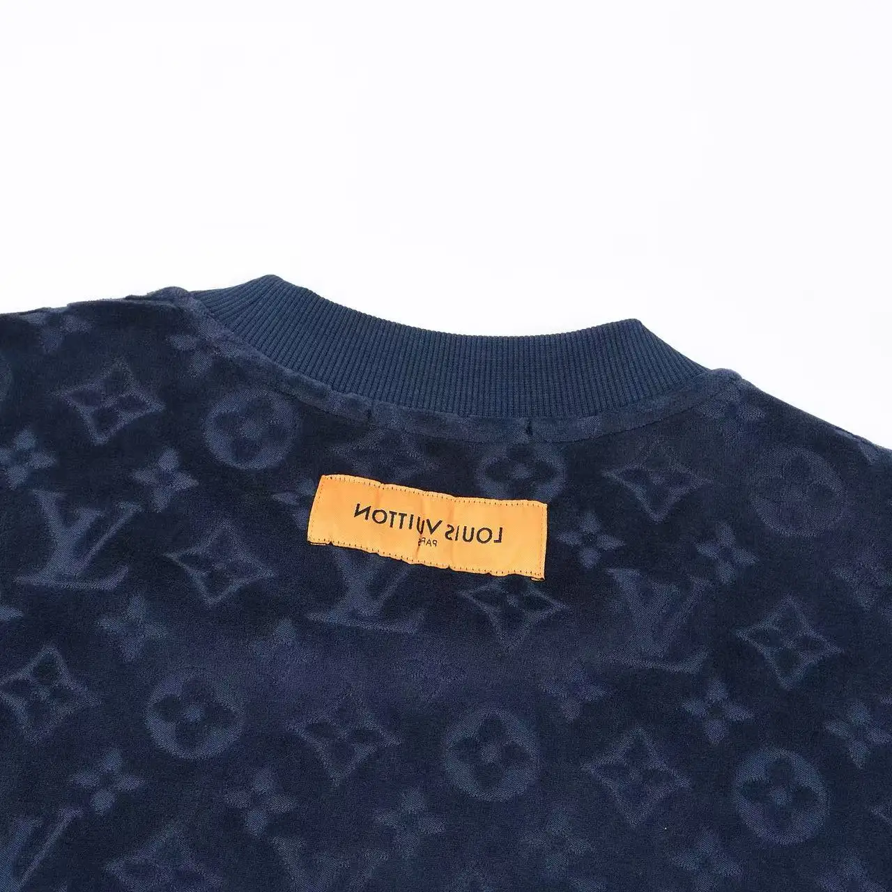 Monogram Jacquard Fleece Crew-Neck Sweatshirt D21021640 — view 4